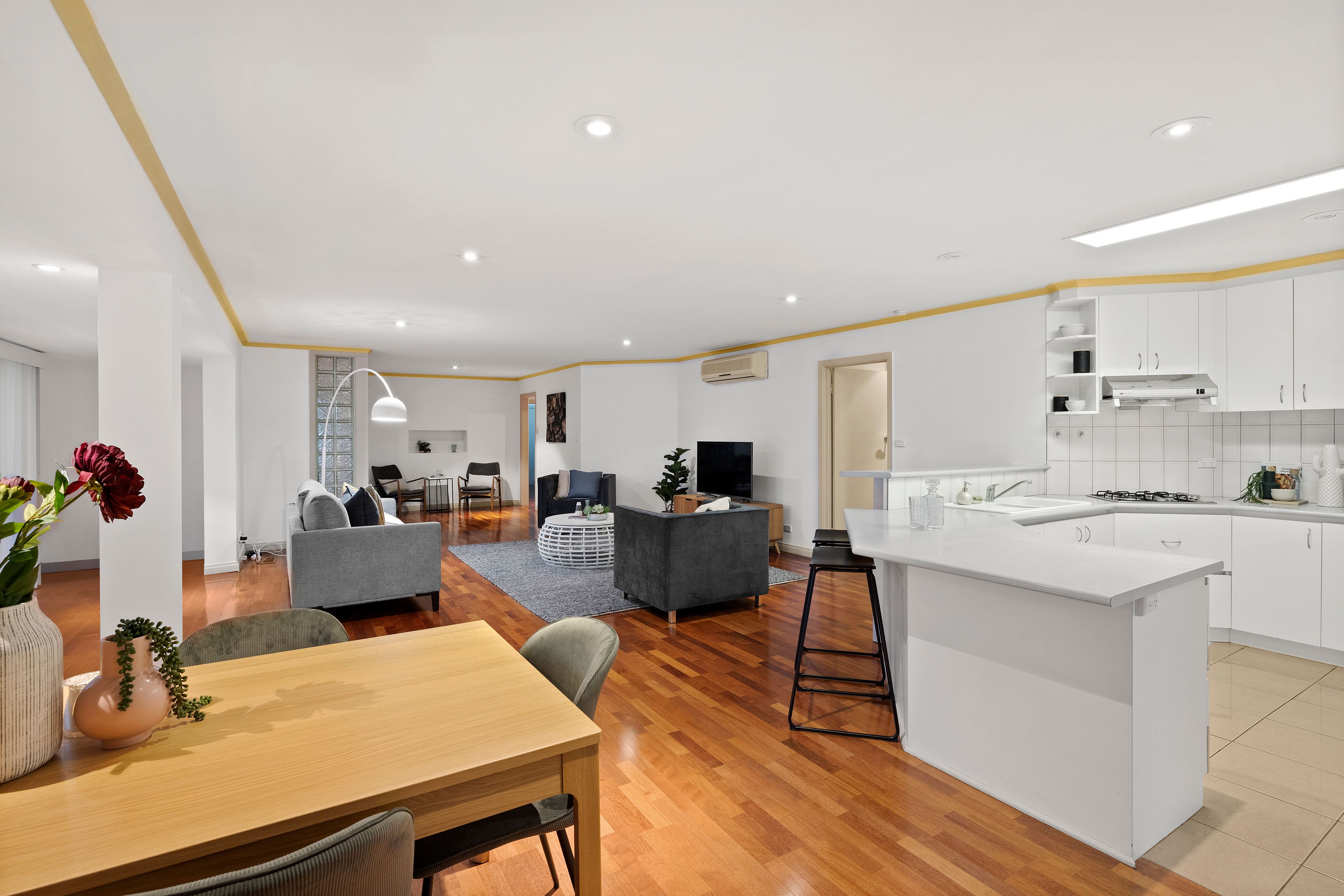 24 Parnell Street, Cheltenham, VIC 3192