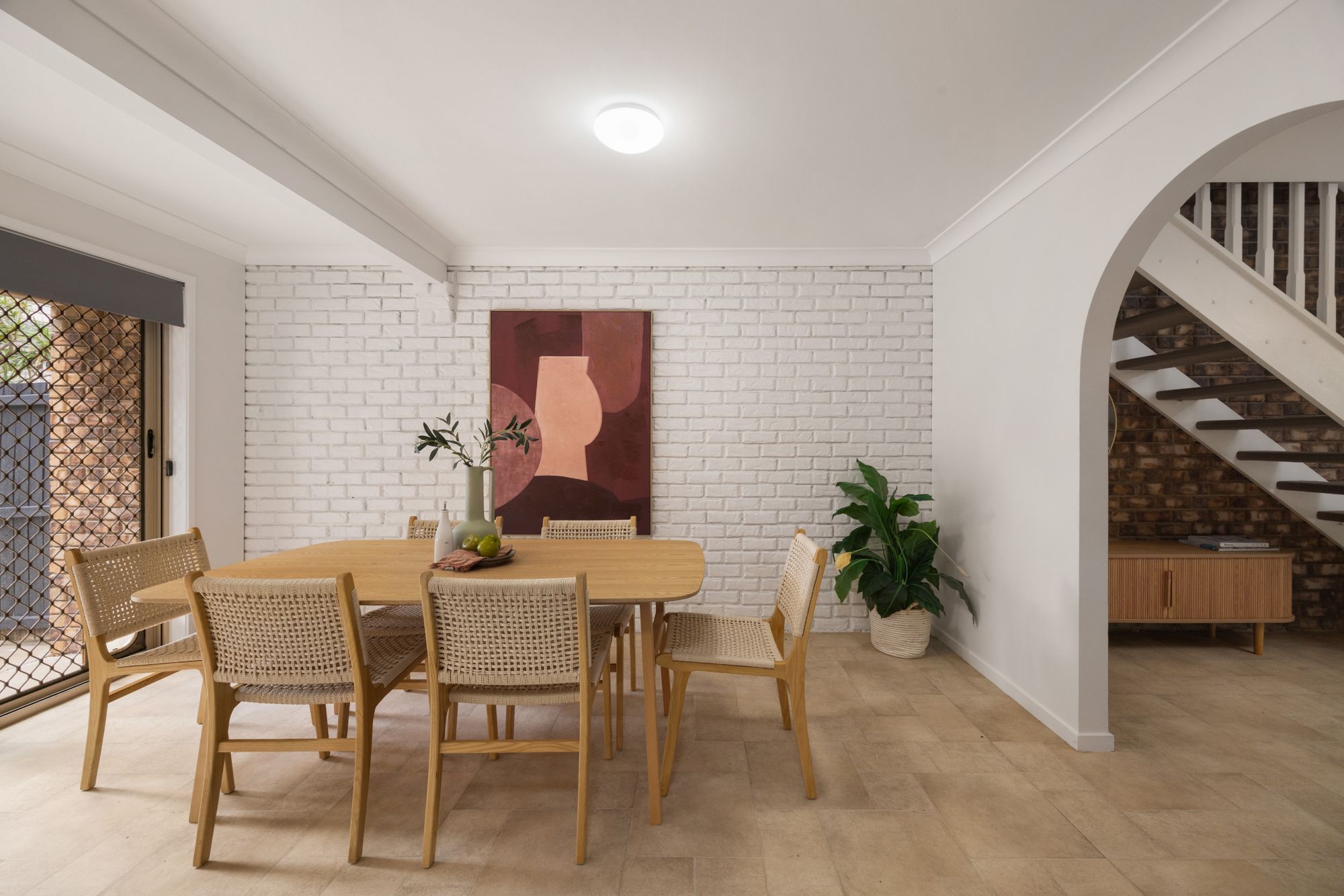 2/18 Orana Street — photo 3 of 13
