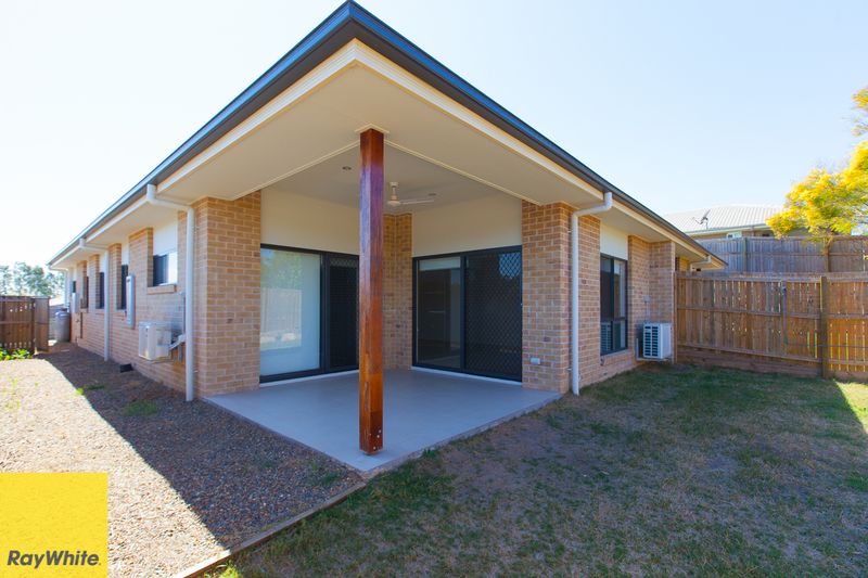 18 b Navickas Circuit, Redbank Plains, QLD 4301