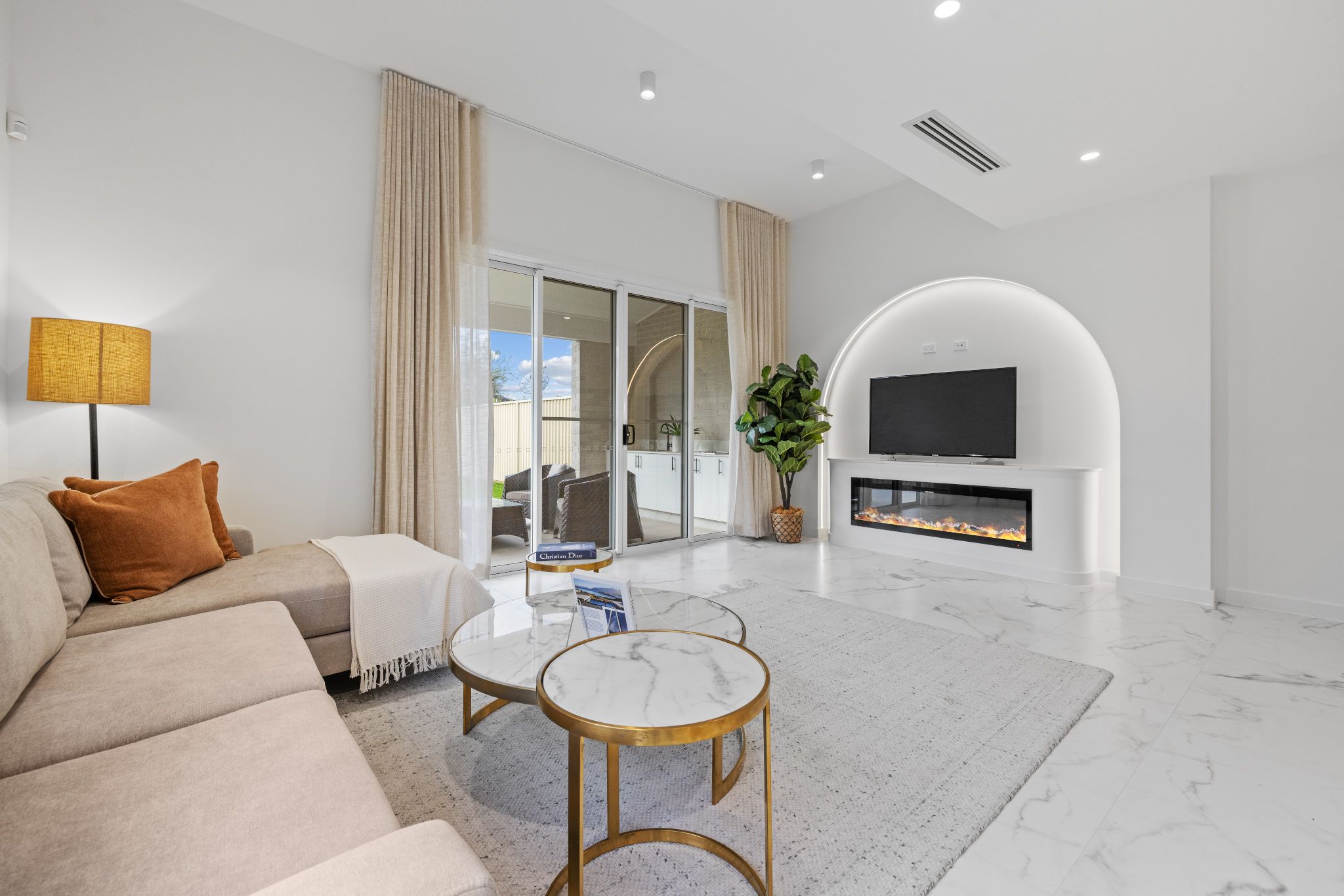 10 Crosby Crescent — photo 15 of 30