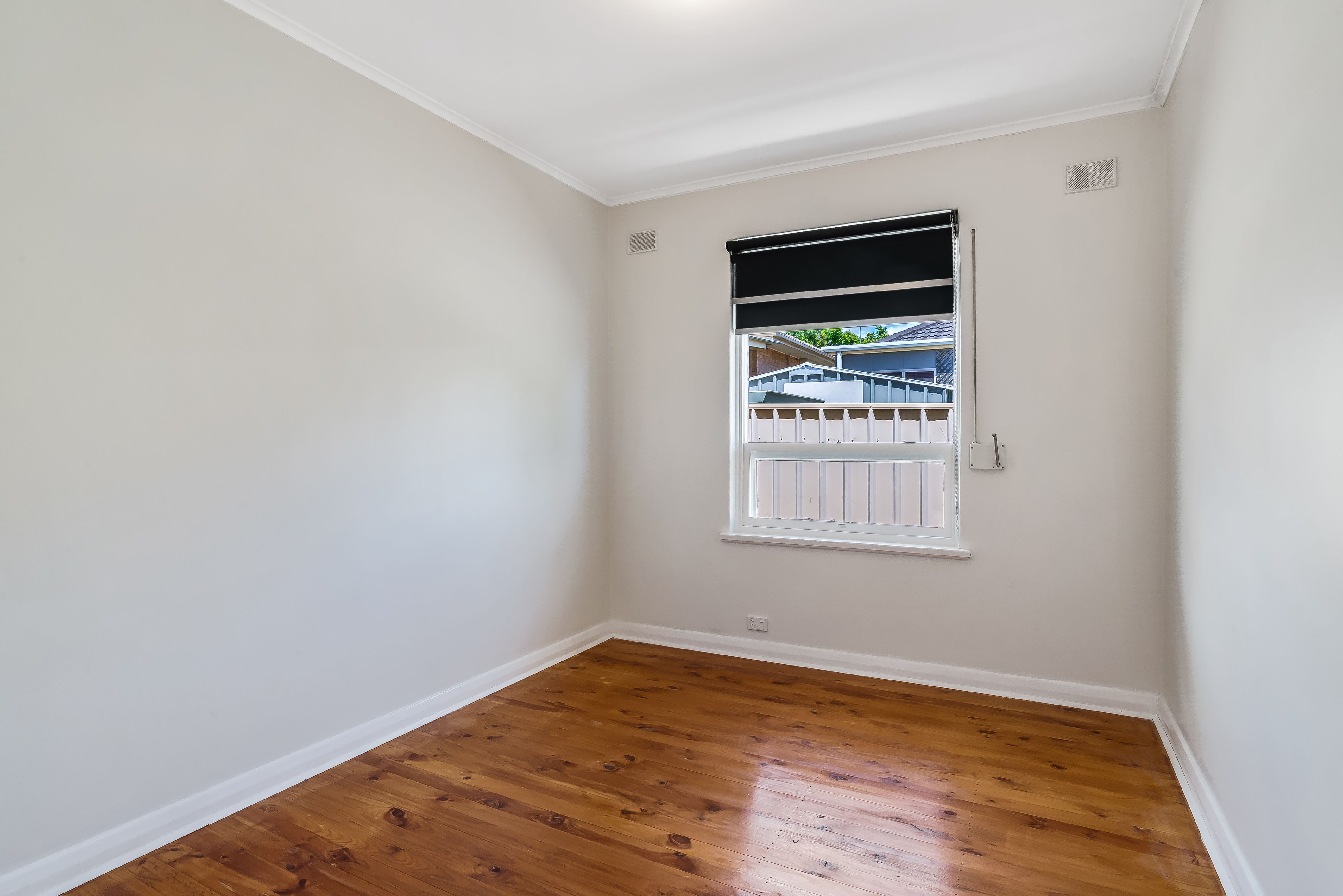 92 Cashel Street — photo 9 of 13