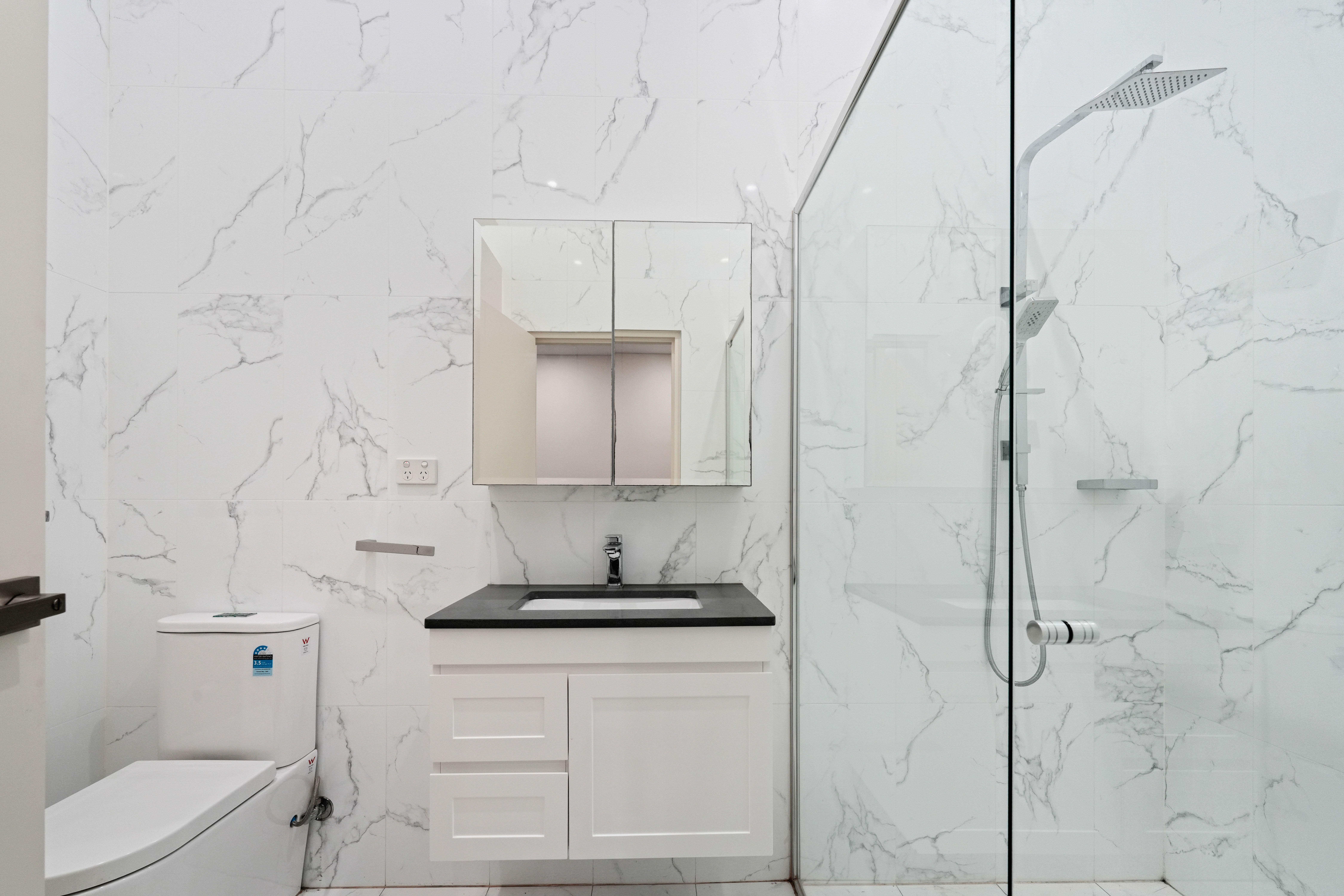 2/76 Majors Bay Road — photo 4 of 10