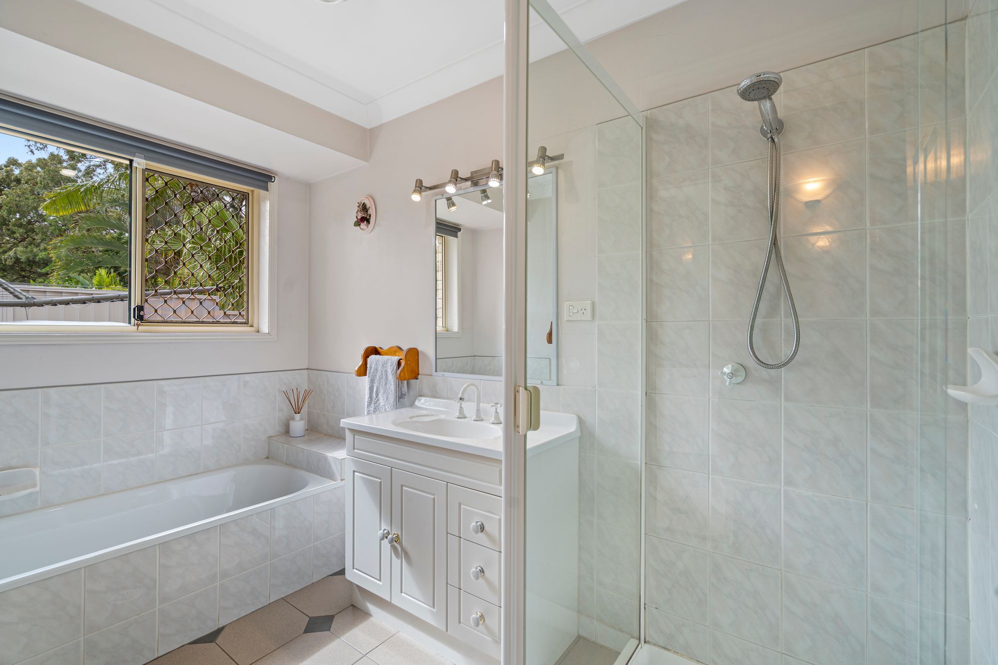 42 Meera Street — photo 18 of 30