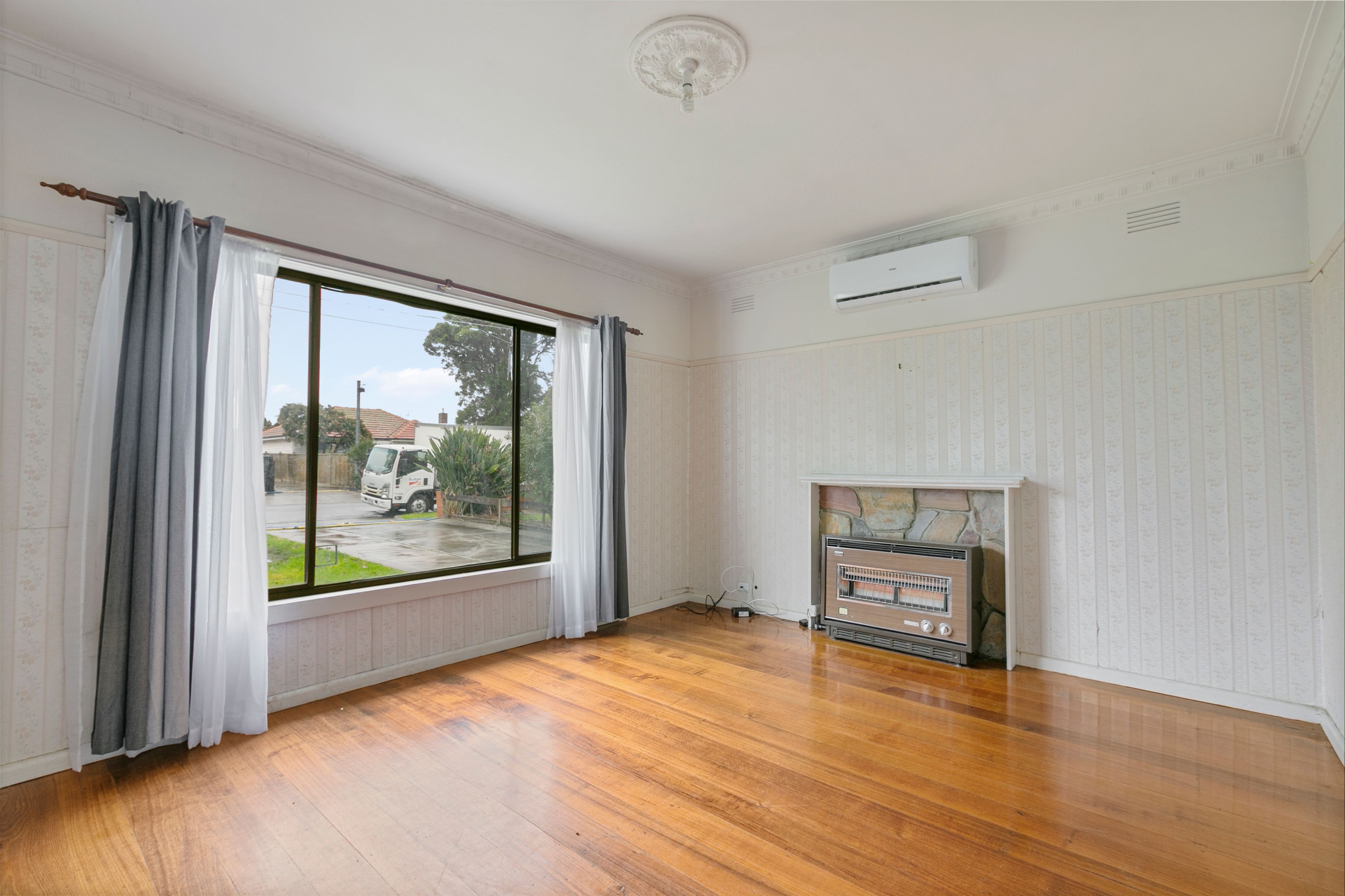 7 Lloyd Avenue, Reservoir, VIC 3073