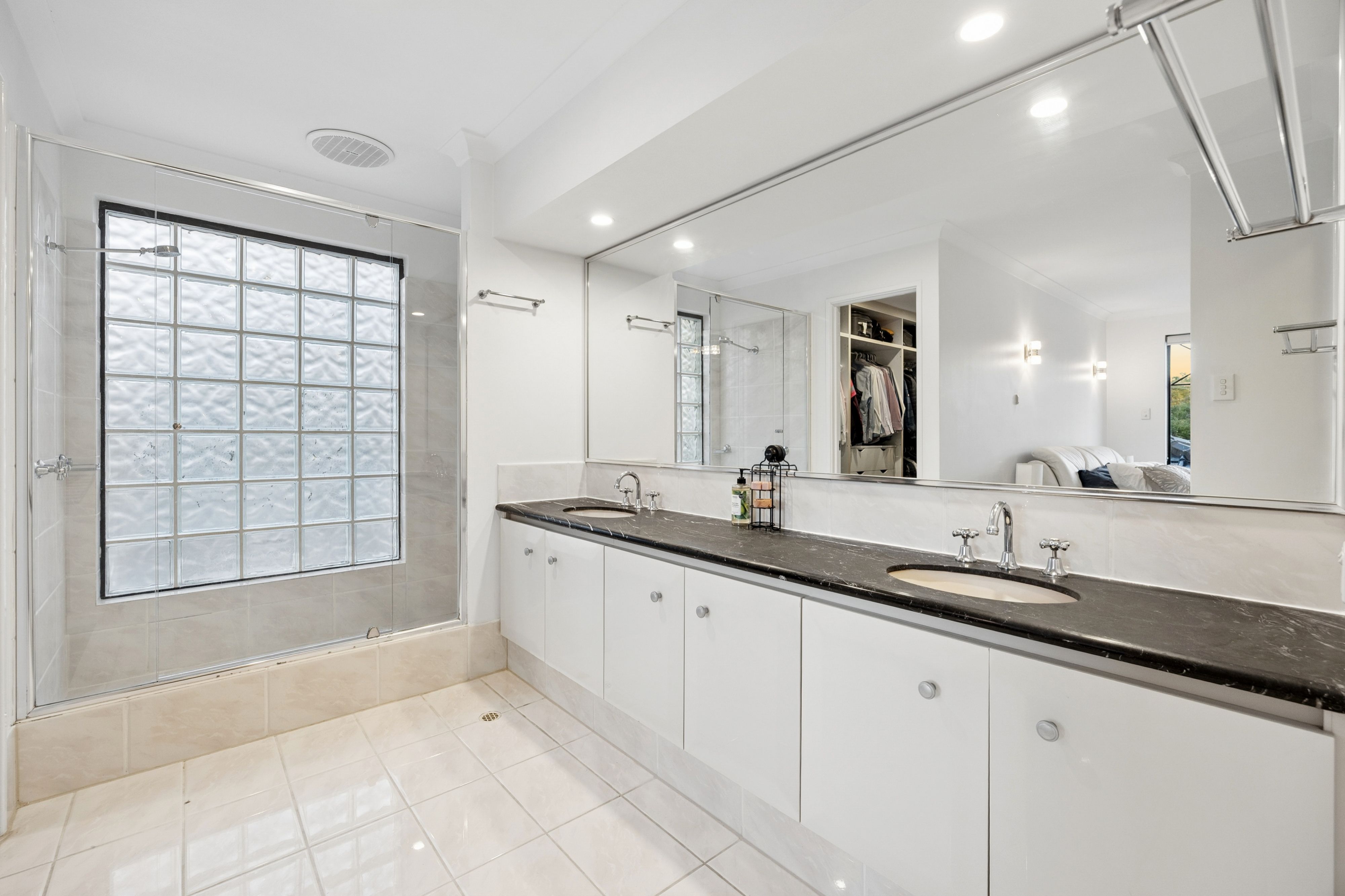 21 Kingston Street — photo 15 of 23