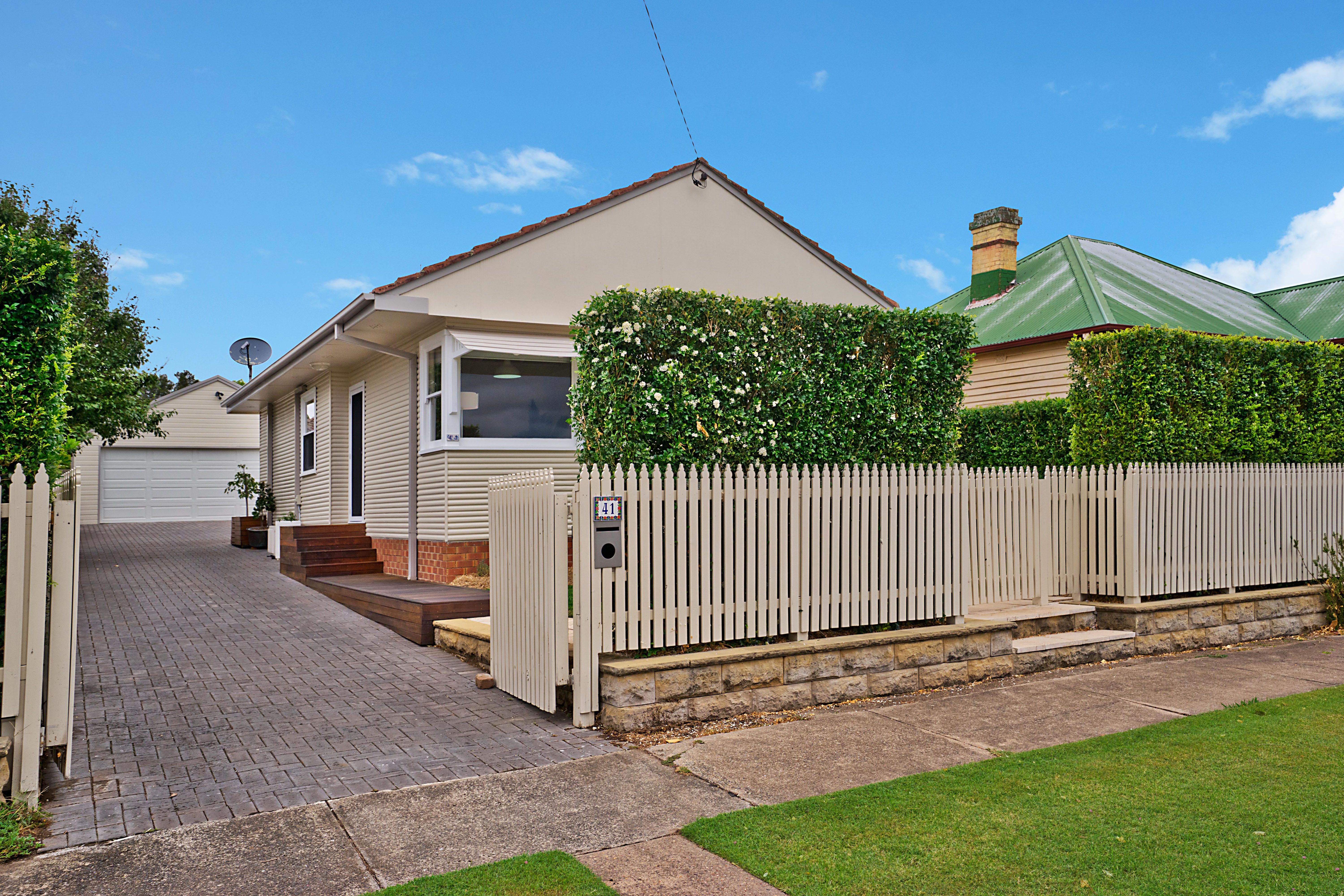 41 Swan Street