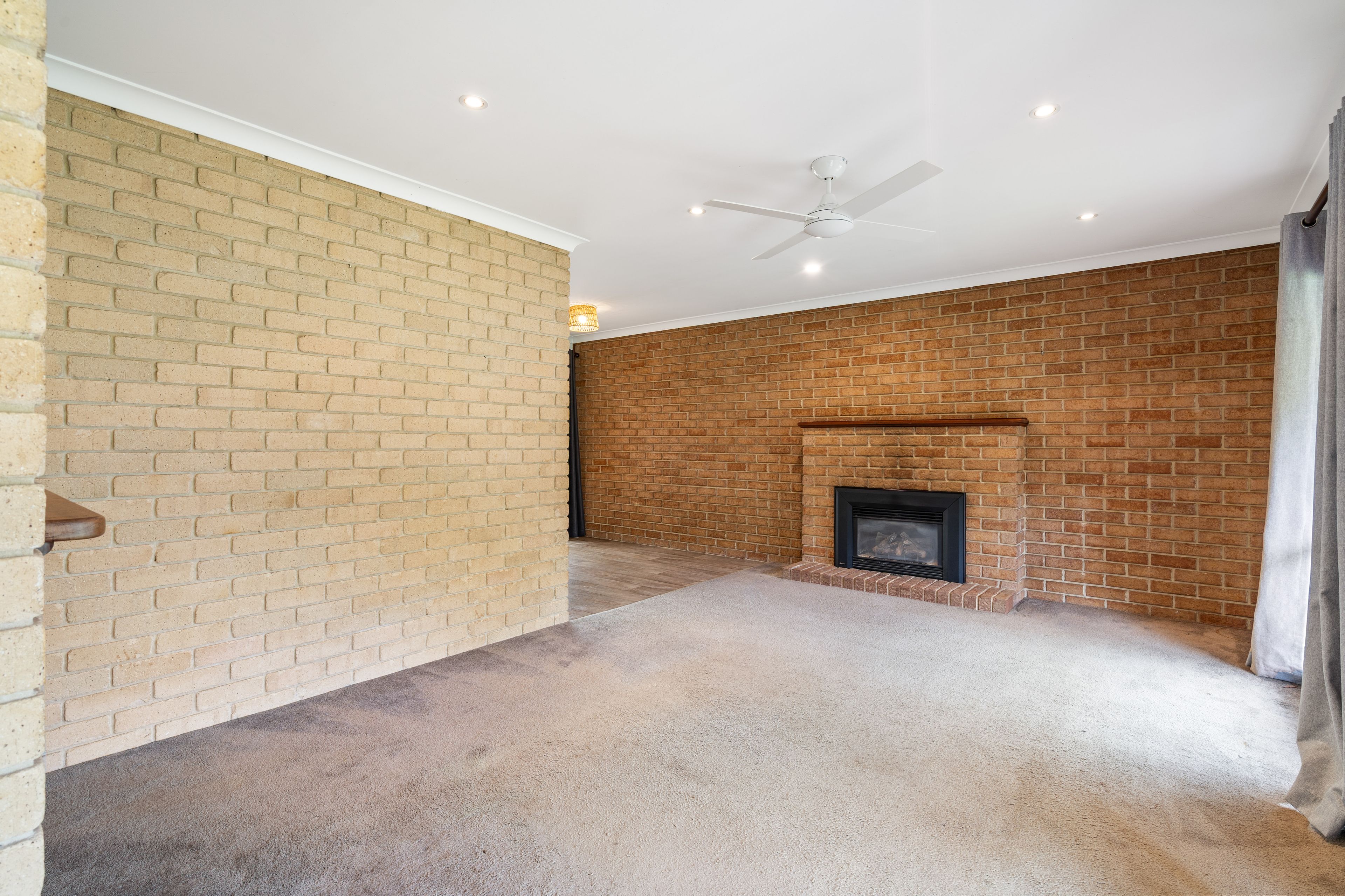 16 Armitage Drive — photo 6 of 20