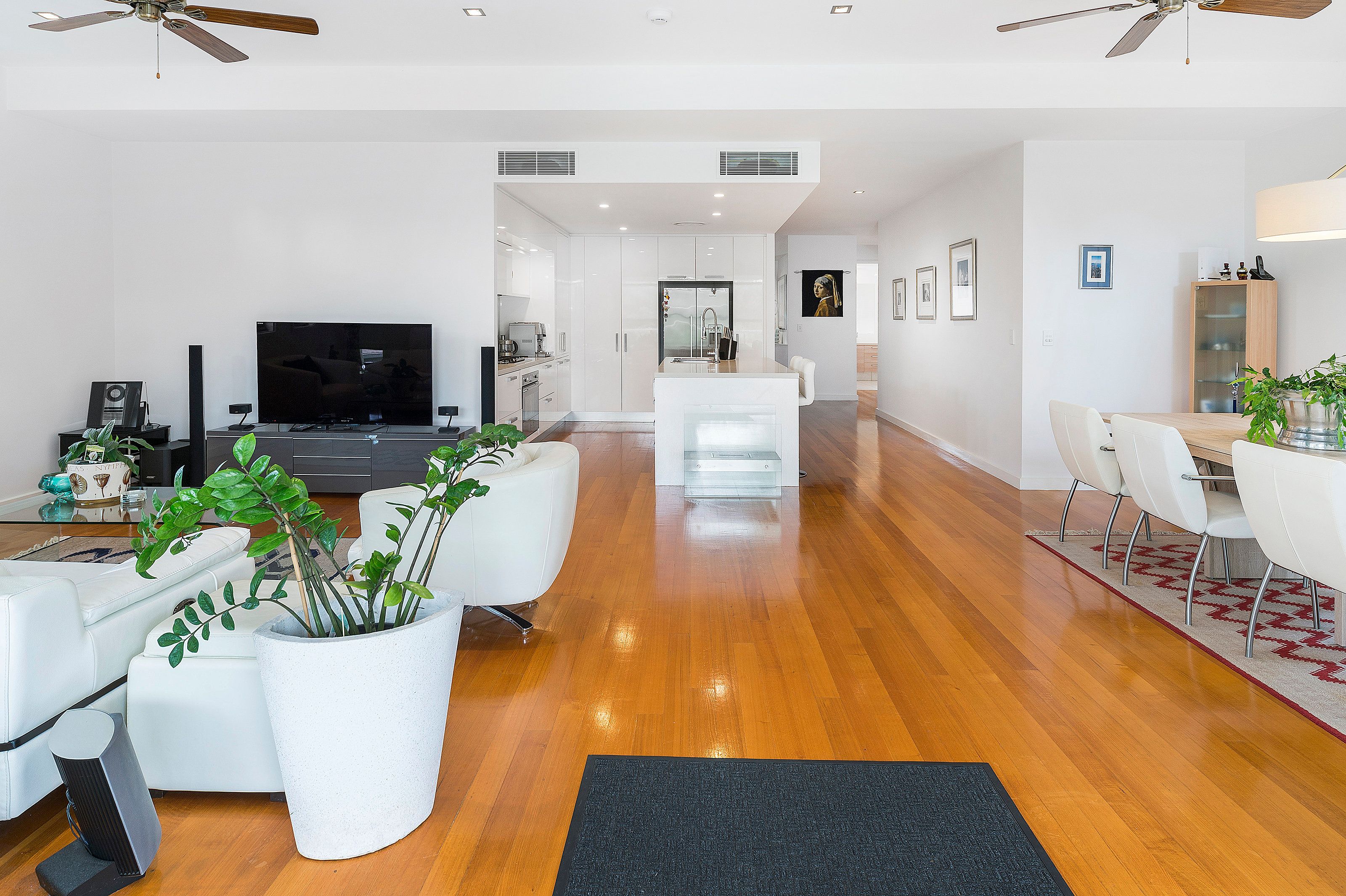 6054 Garda Avenue, Hope Island QLD 4212