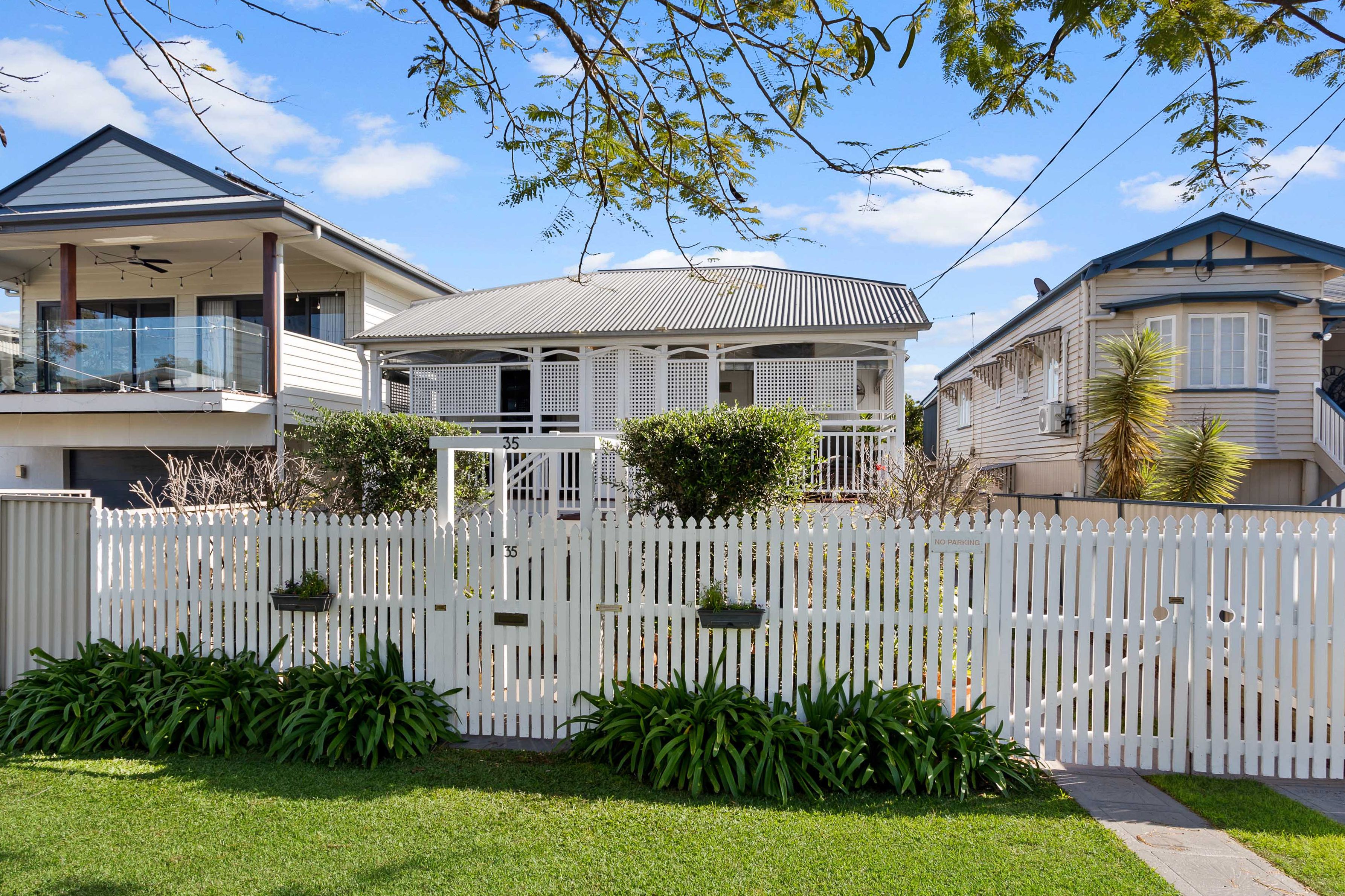 35 Victoria Avenue, Woody Point QLD 4019