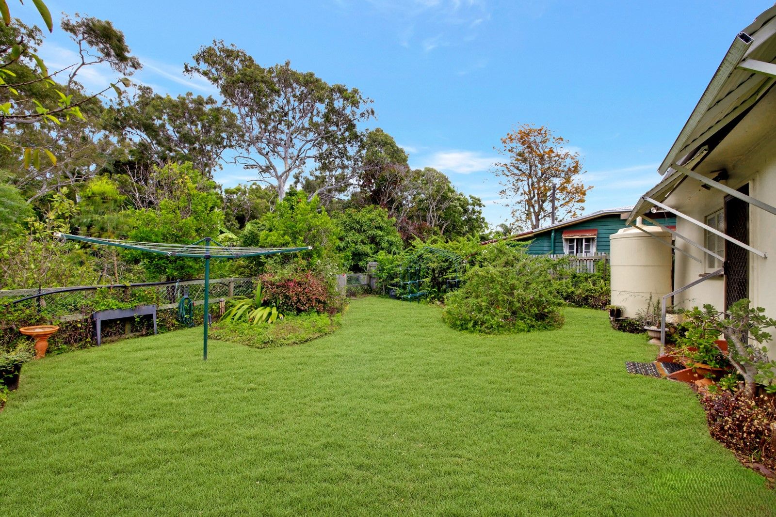 52 Braithwaite Street — photo 14 of 18