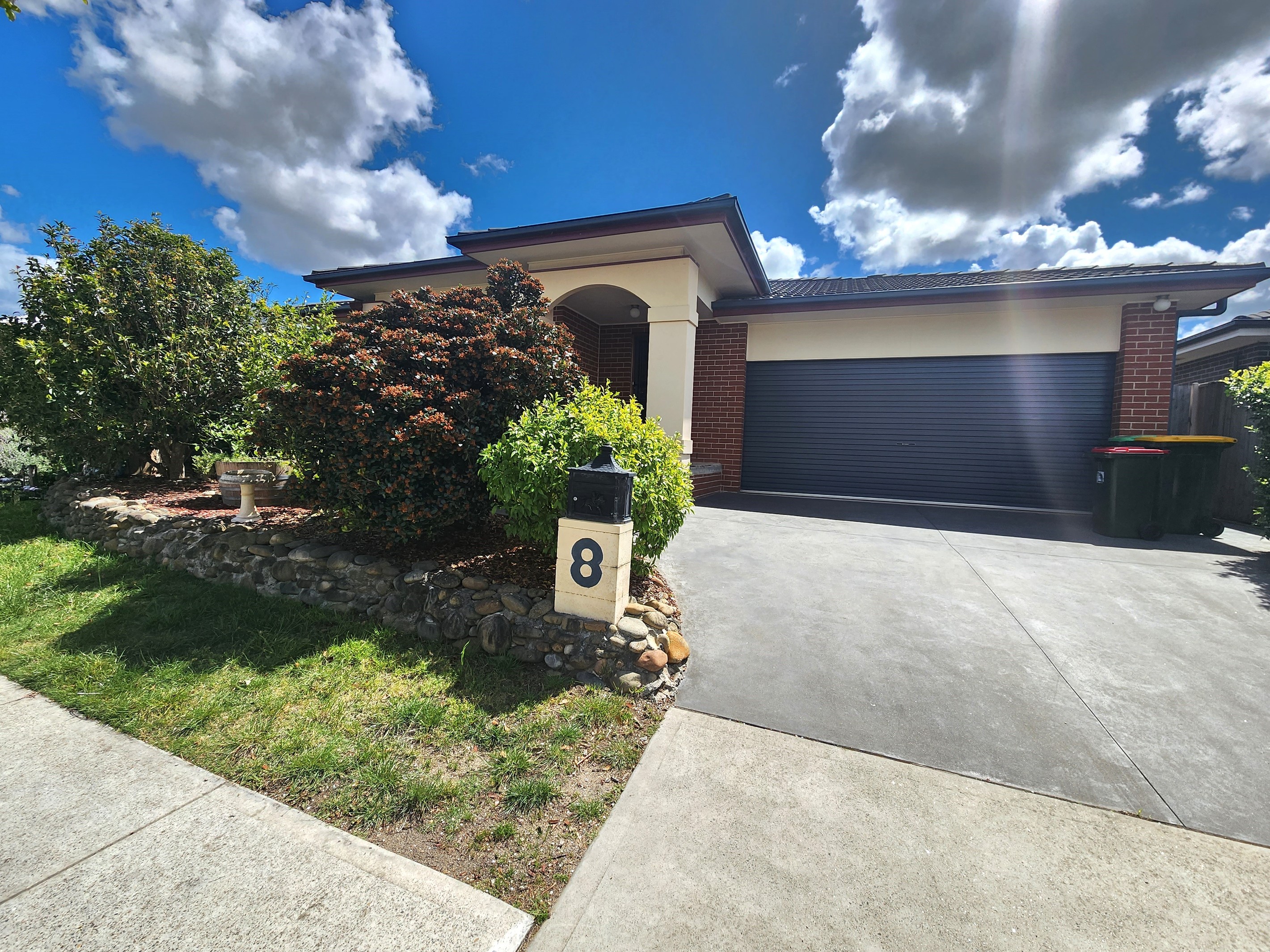 8 Gall Place, Oran Park, NSW 2570