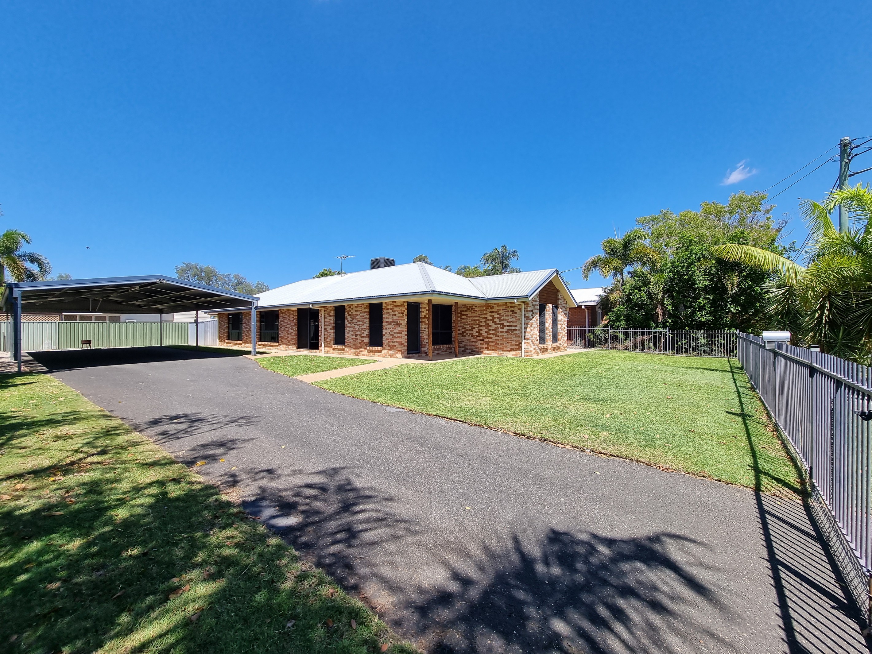 16 Cardinal Drive, Emerald, QLD 4720