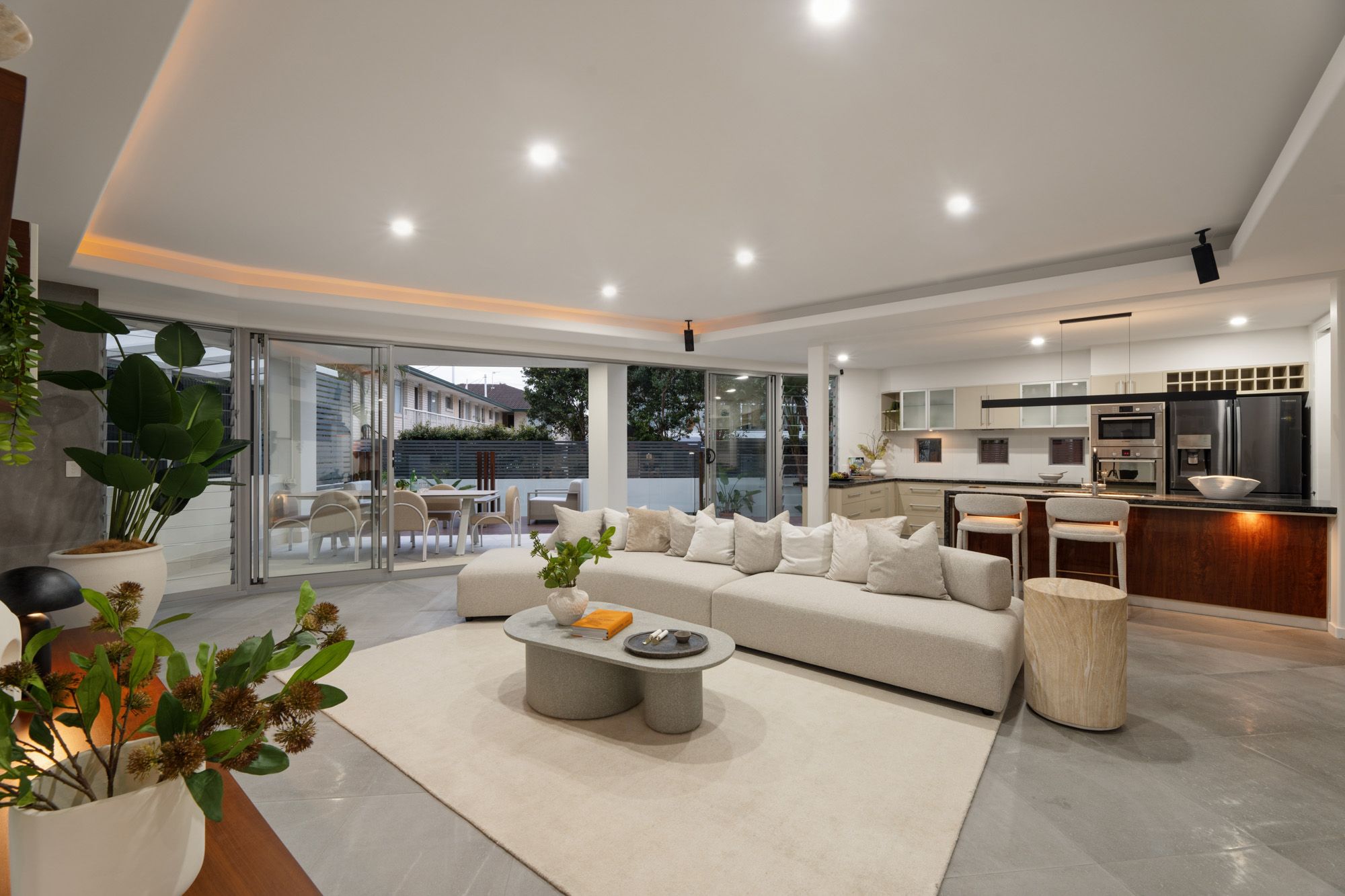 2/44 Tamborine Street, Mermaid Beach, QLD 4218