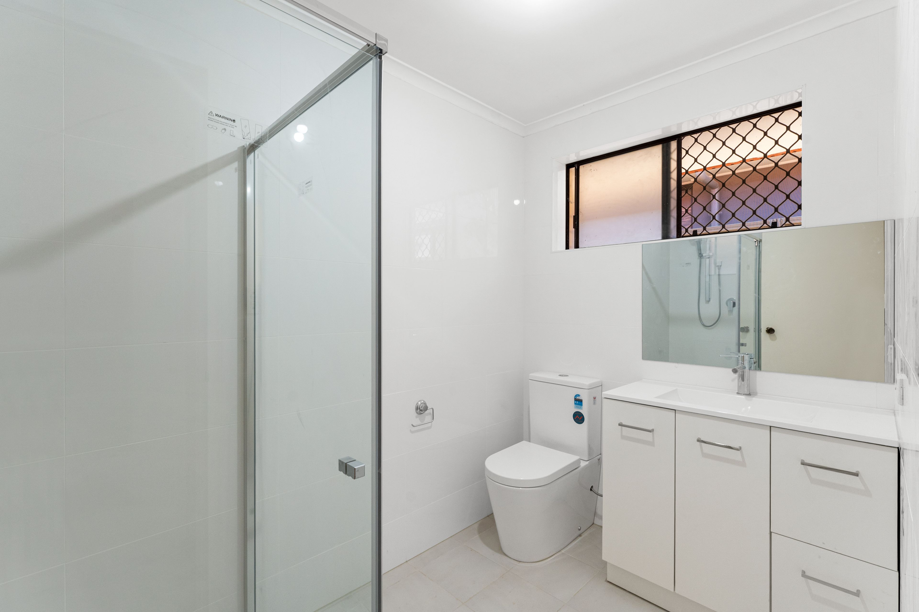 10 Alan Crescent — photo 12 of 14