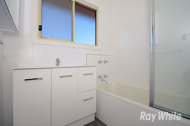 6 Ash Street, Doveton, VIC 3177