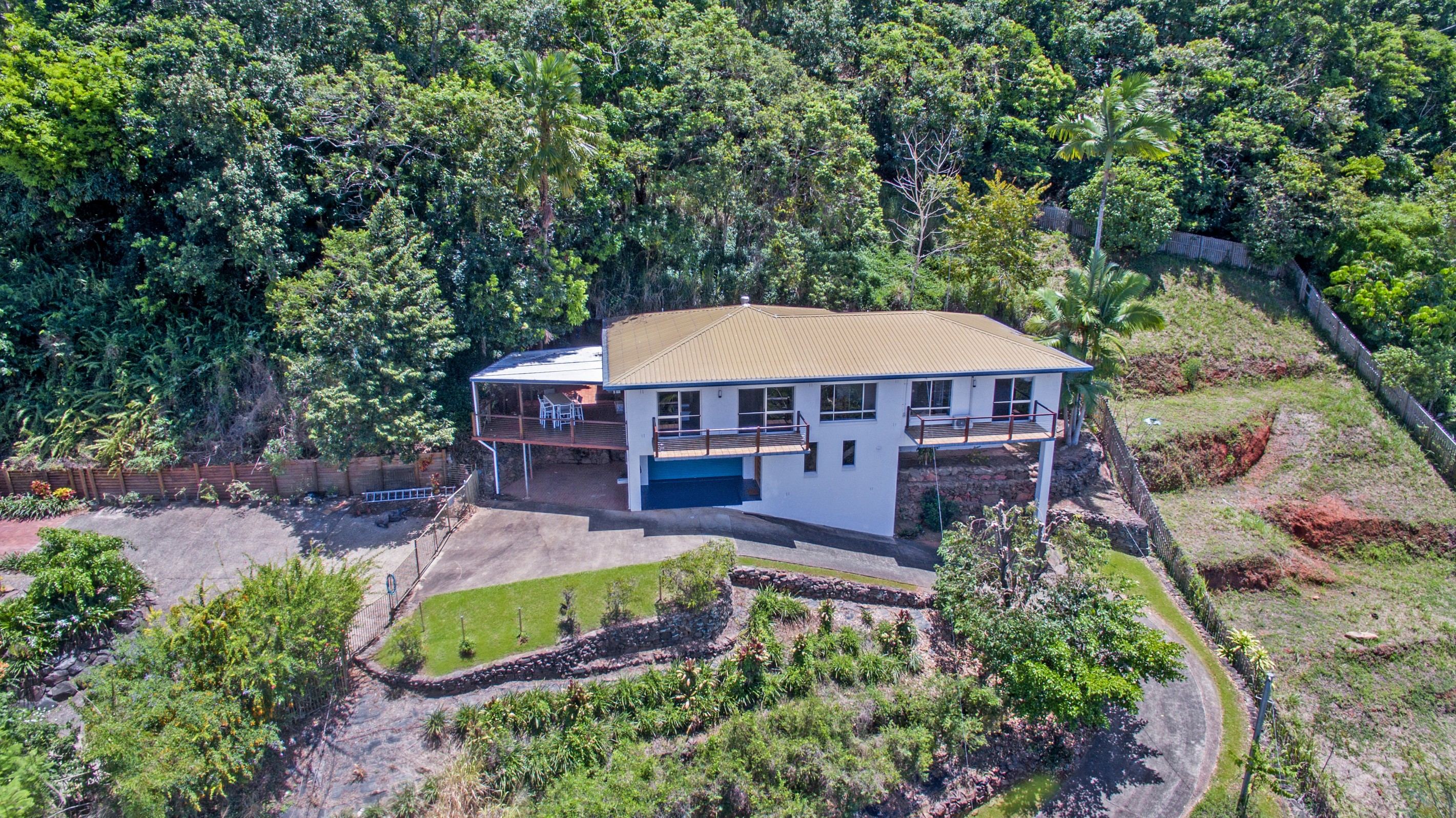 261 Toogood Road, Bayview Heights, QLD 4868