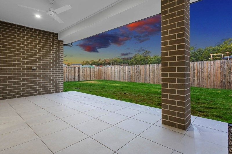 14 Acacia Place — photo 10 of 11