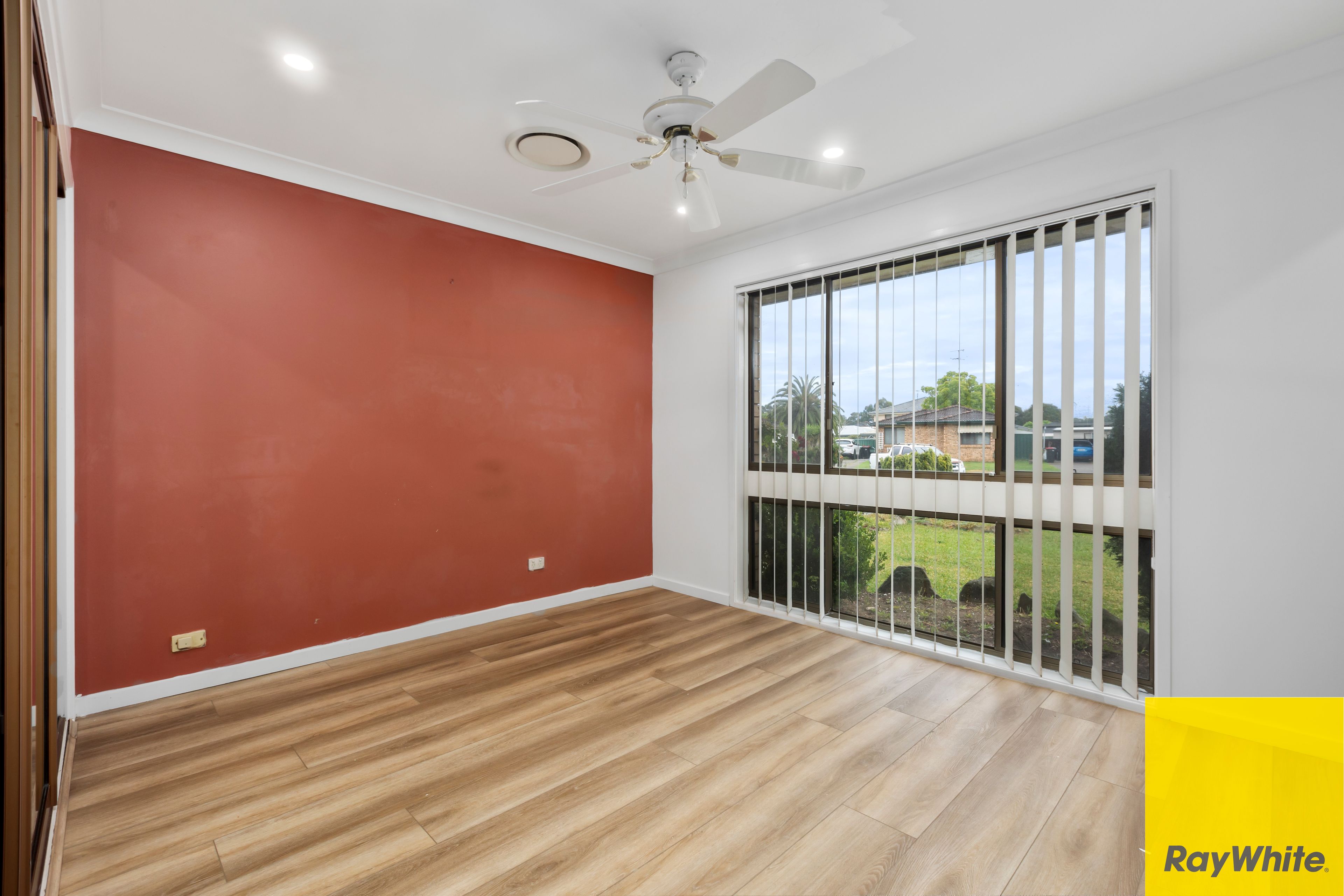 5 Tulip Place, St Clair, NSW 2759 House for Rent St Marys, St Clair