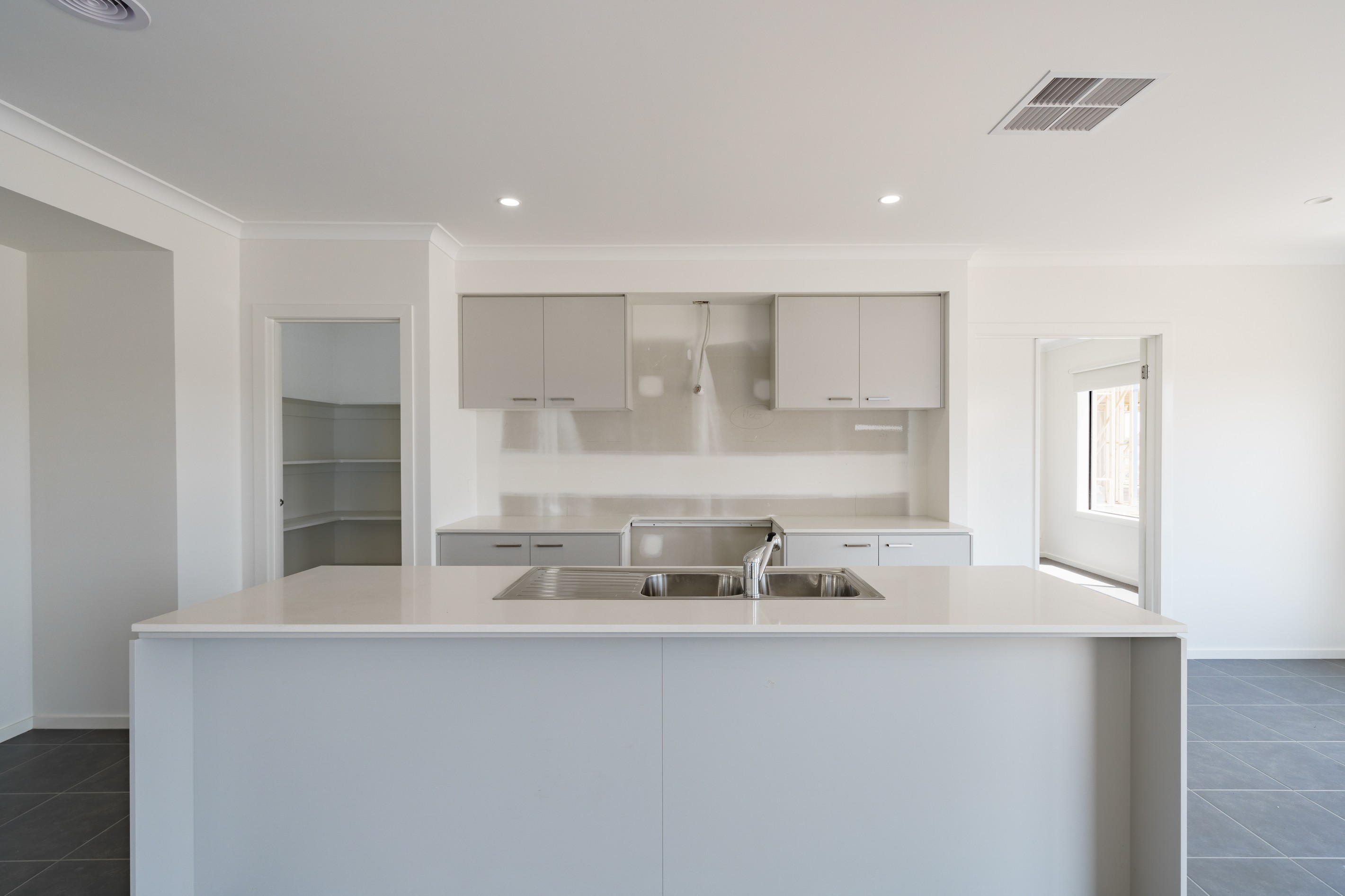 16 Gottlieb Street, Clyde North, VIC 3978