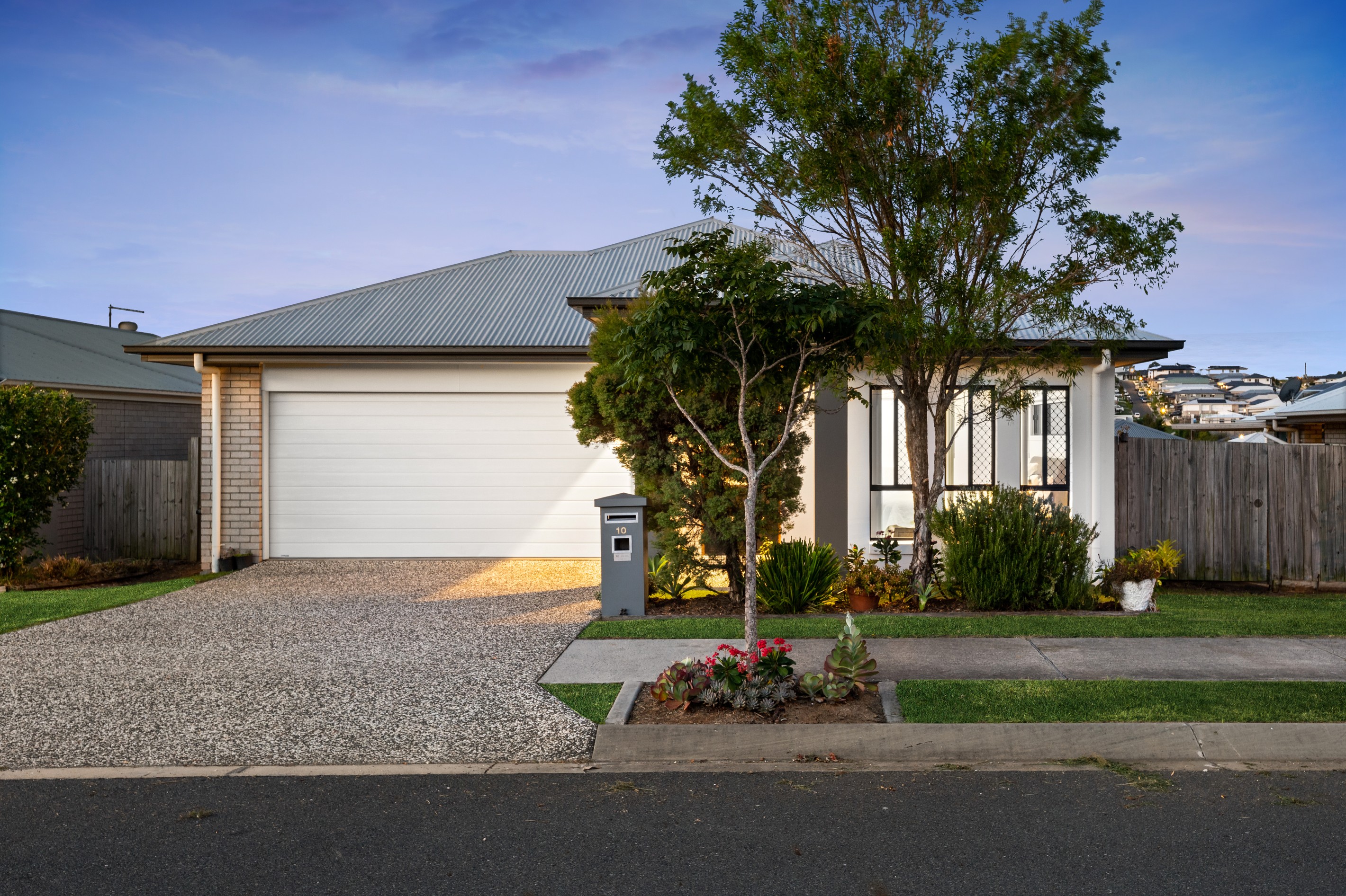 10 Serenity Street, South Ripley, QLD 4306