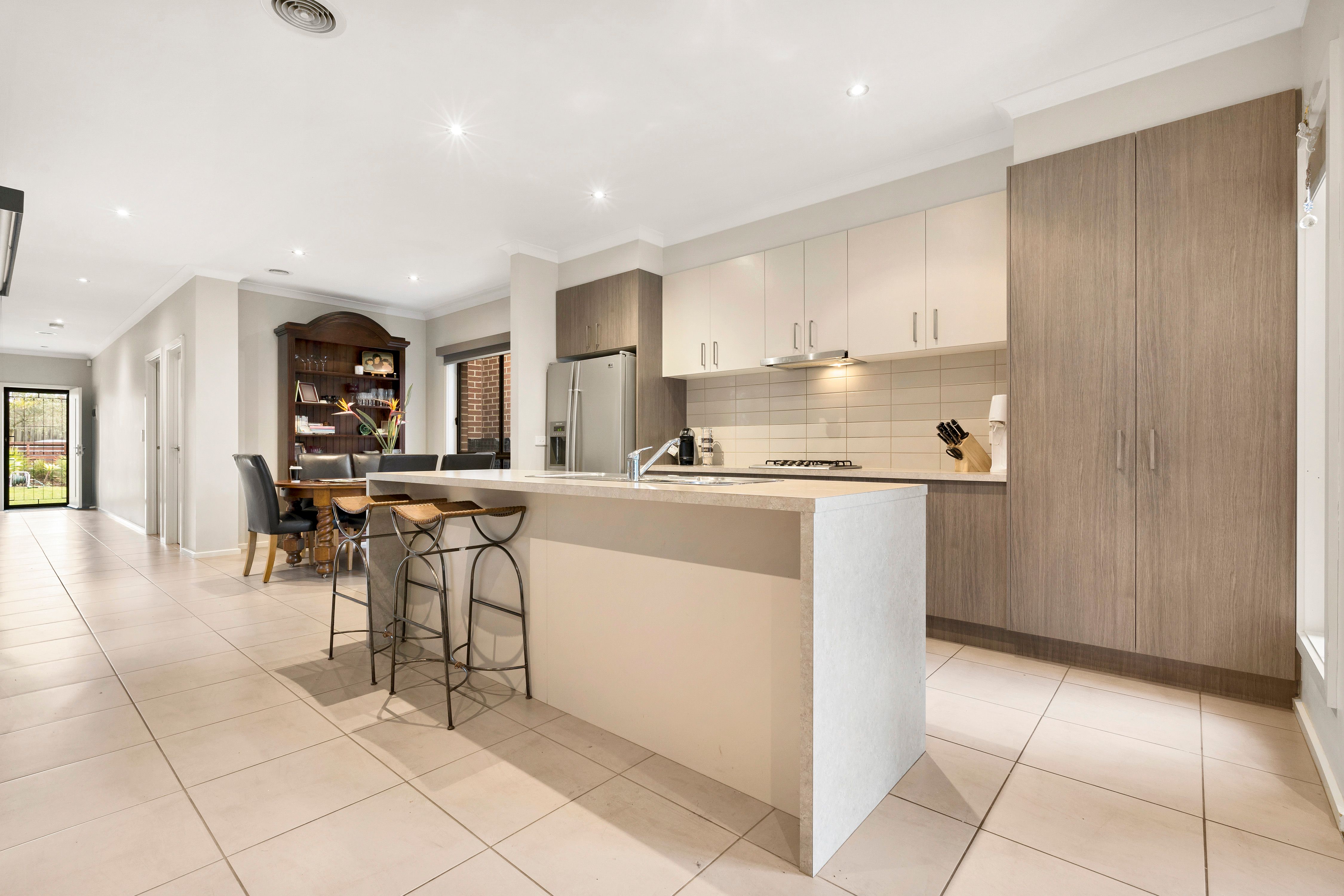 4B Rowson Grove, Clarinda, VIC 3169