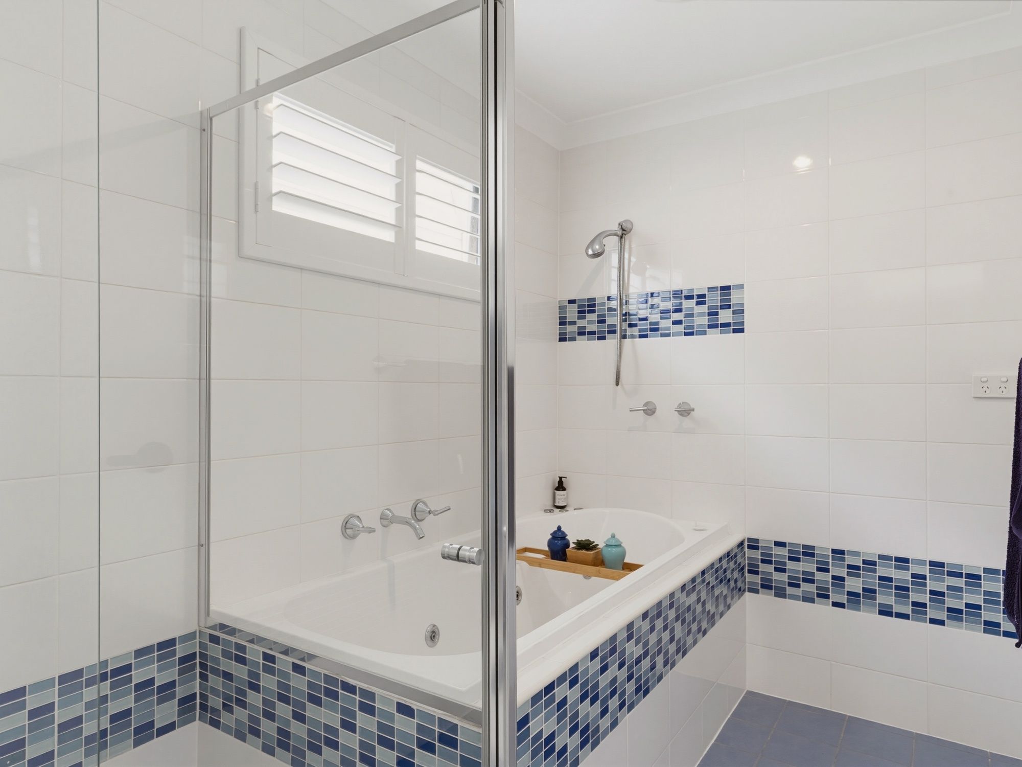 14 Clovelly Avenue — photo 14 of 30
