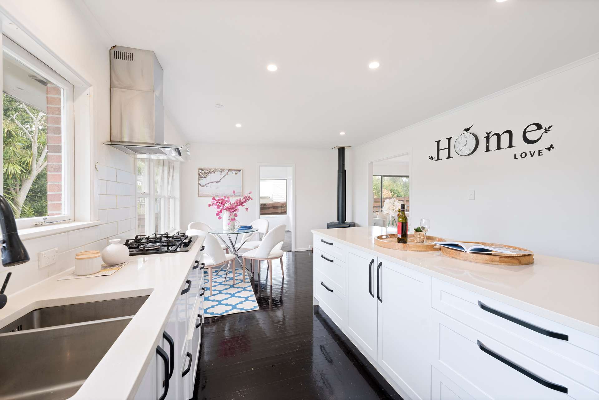 8 Pegler Drive photo 4