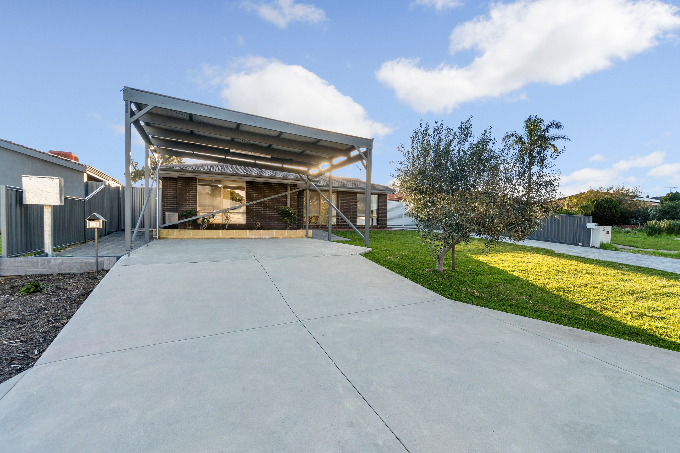 13 McAllister Way, Beechboro, WA 6063