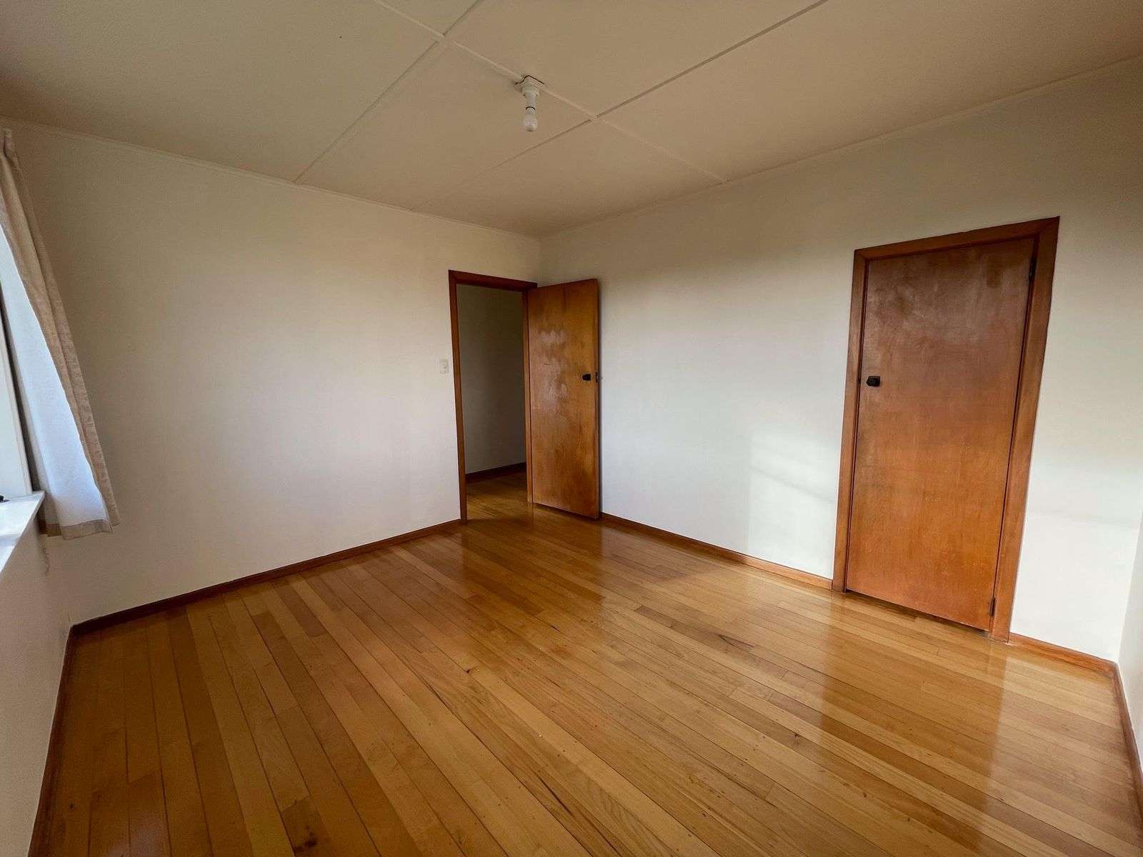 10 Defoe Avenue photo 7