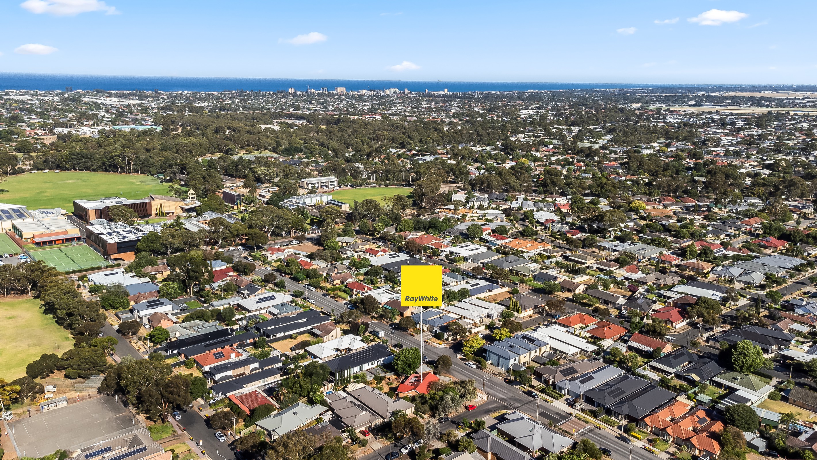 2 Oakleigh Road, Marion, SA 5043