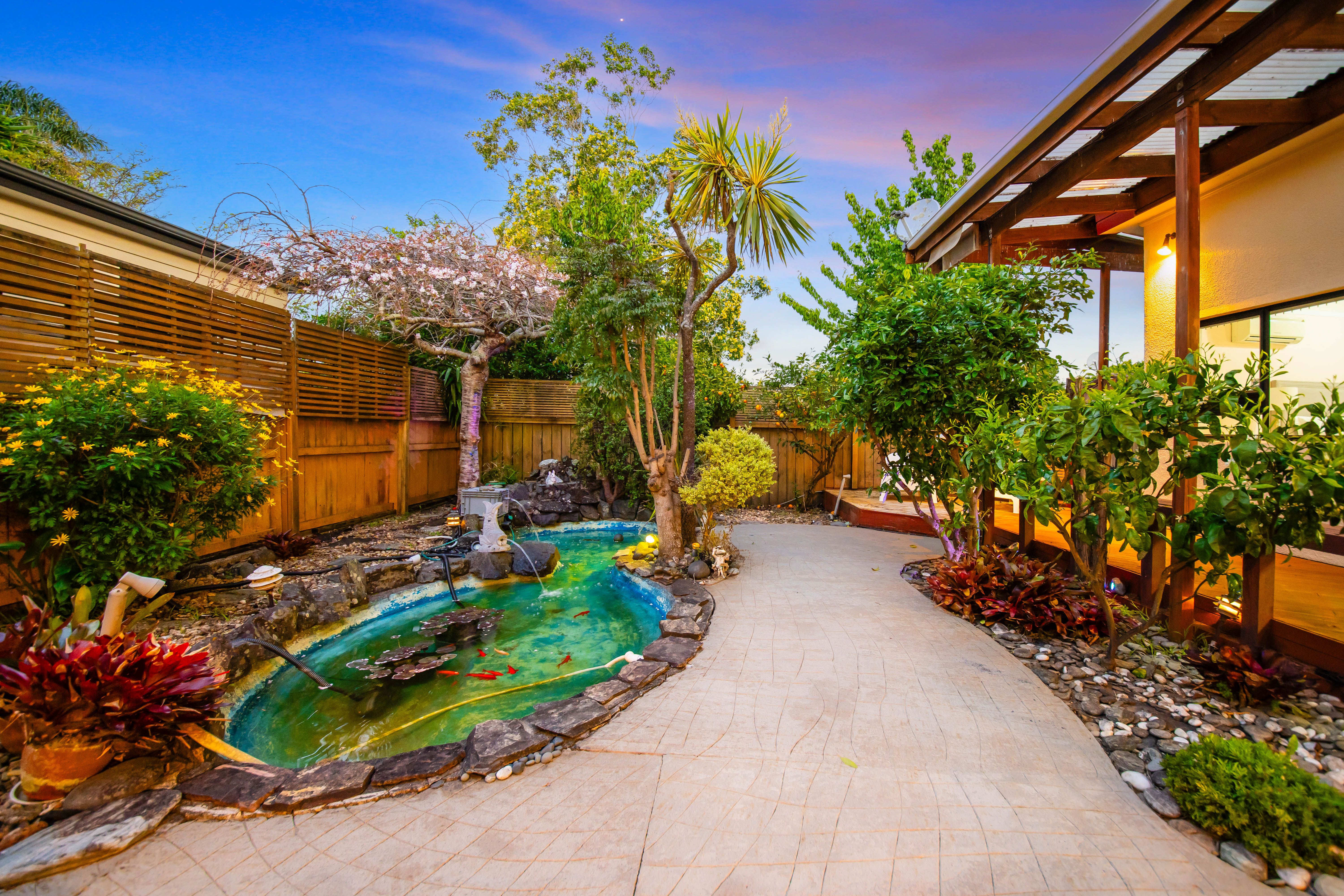 5 Mark Edward Drive, Half Moon Bay, Manukau City
