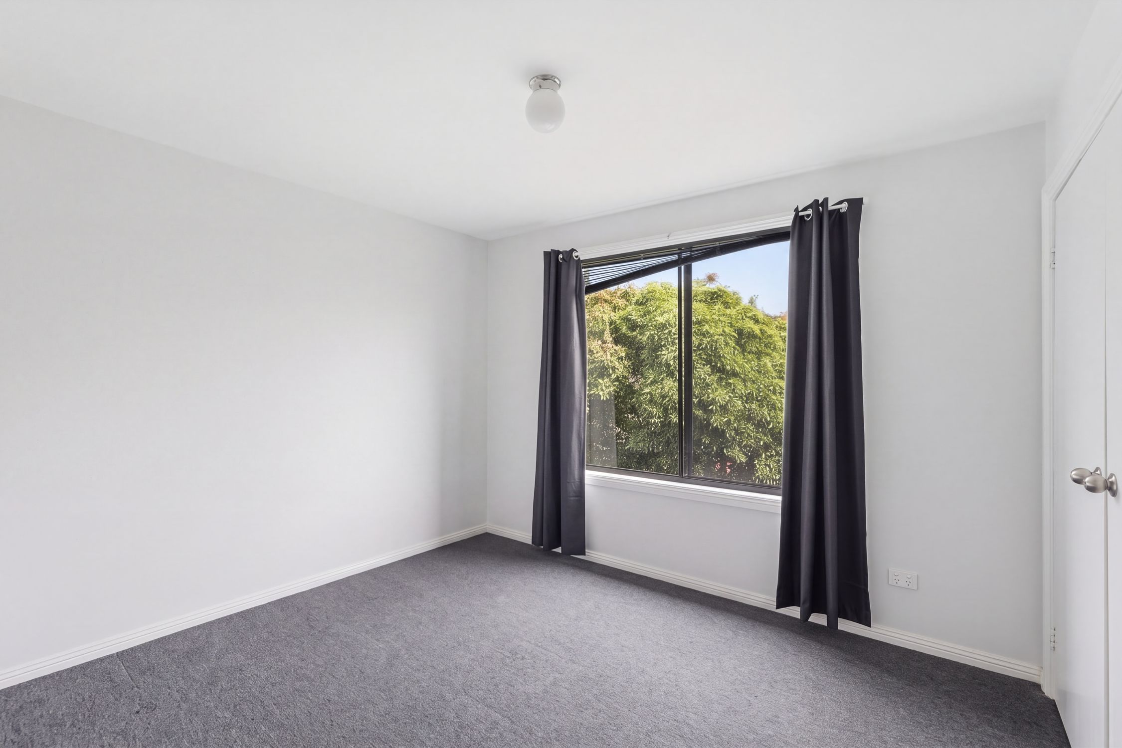 22 + 22a Atherton Avenue — photo 10 of 25