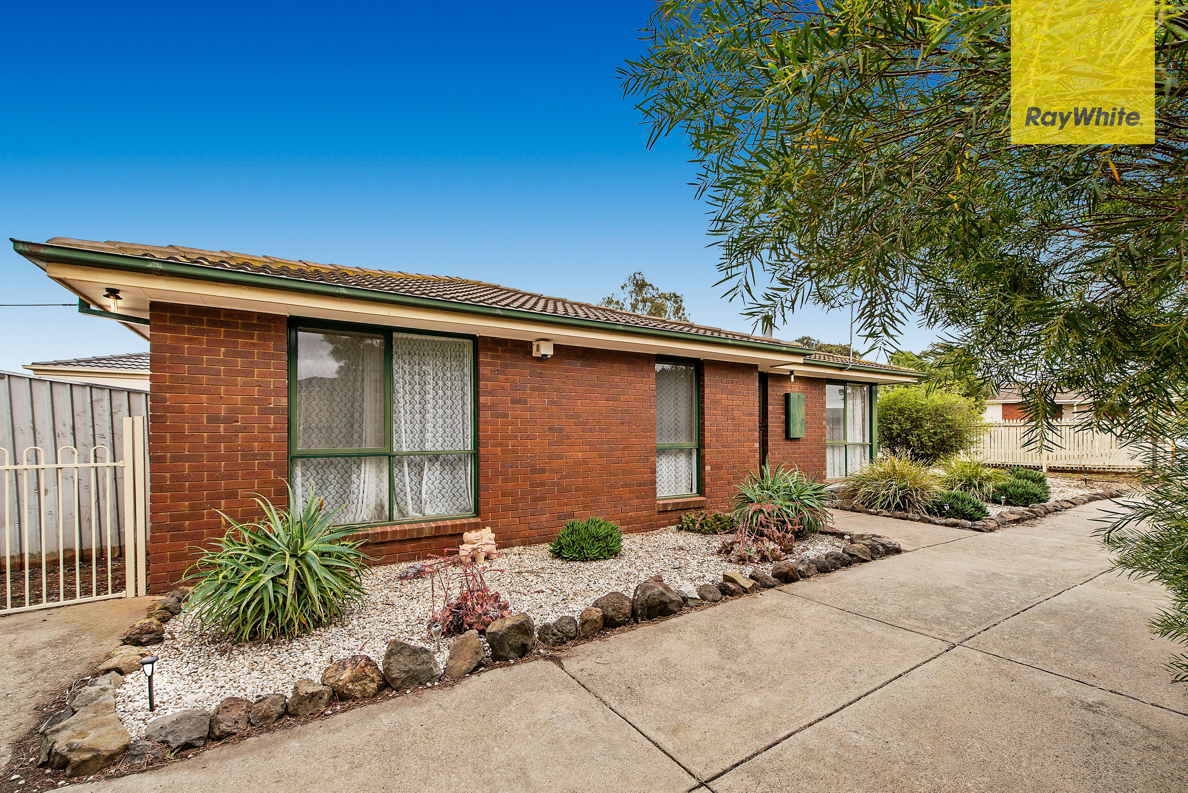 56 Dunvegan Drive, Kurunjang, VIC 3337