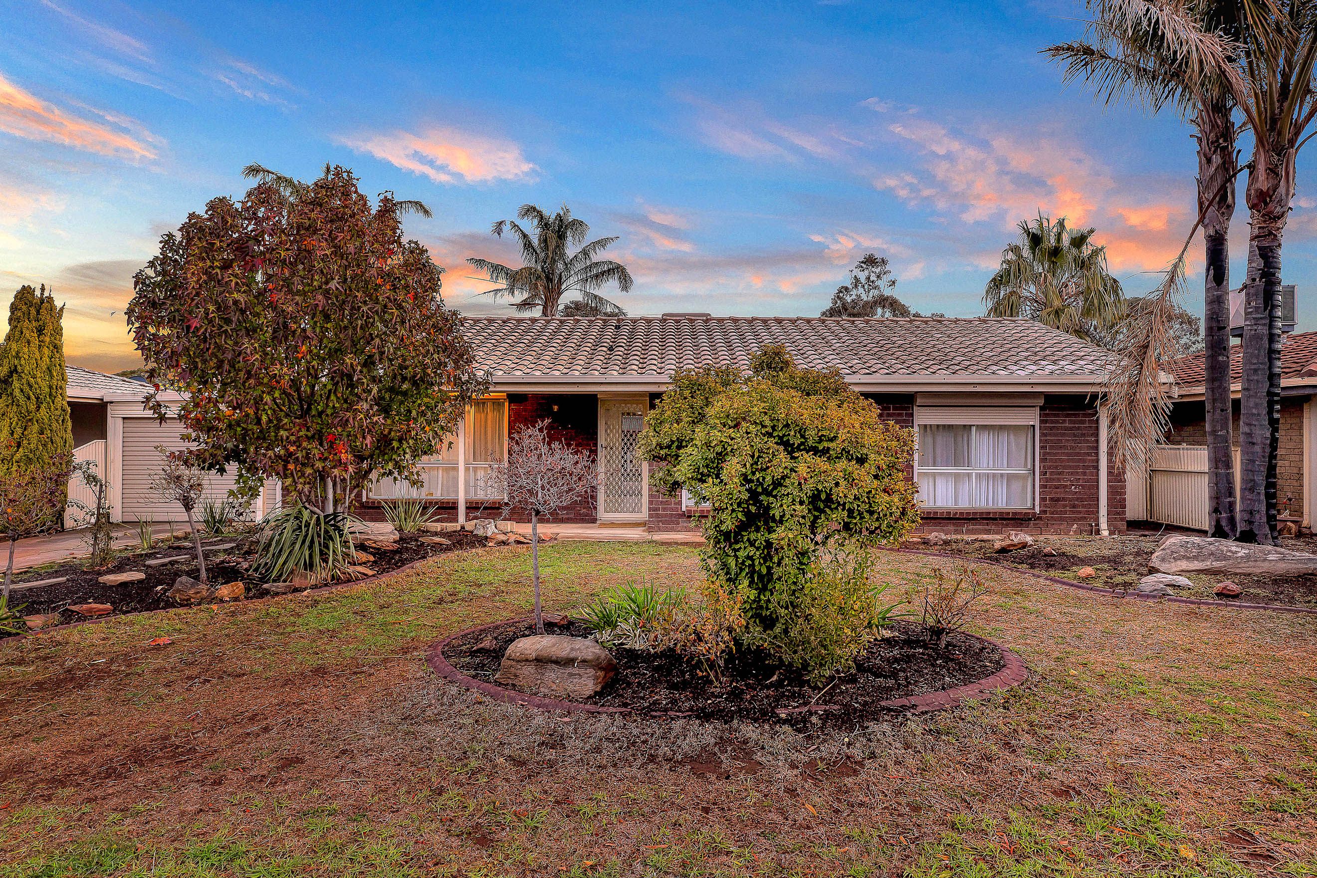 26 Carabeen Crescent, Andrews Farm, SA 5114