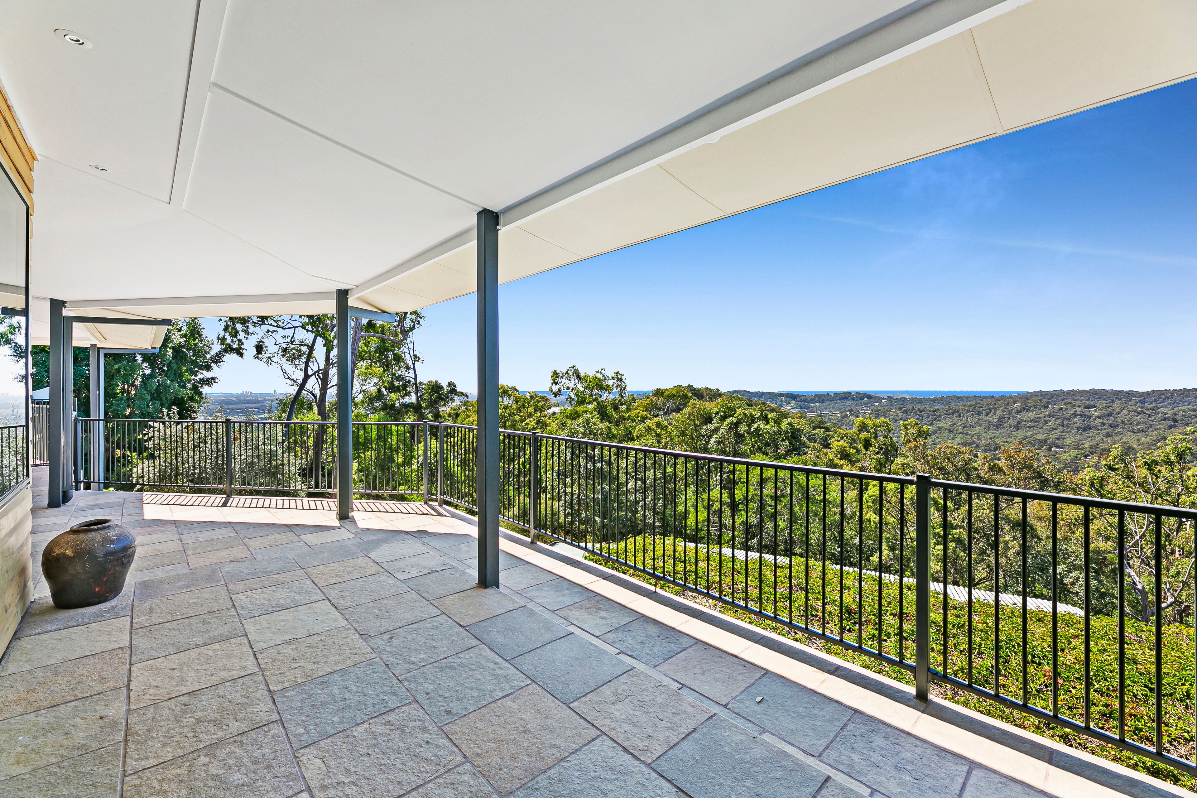67 Saunders Drive, Bonogin, QLD 4213