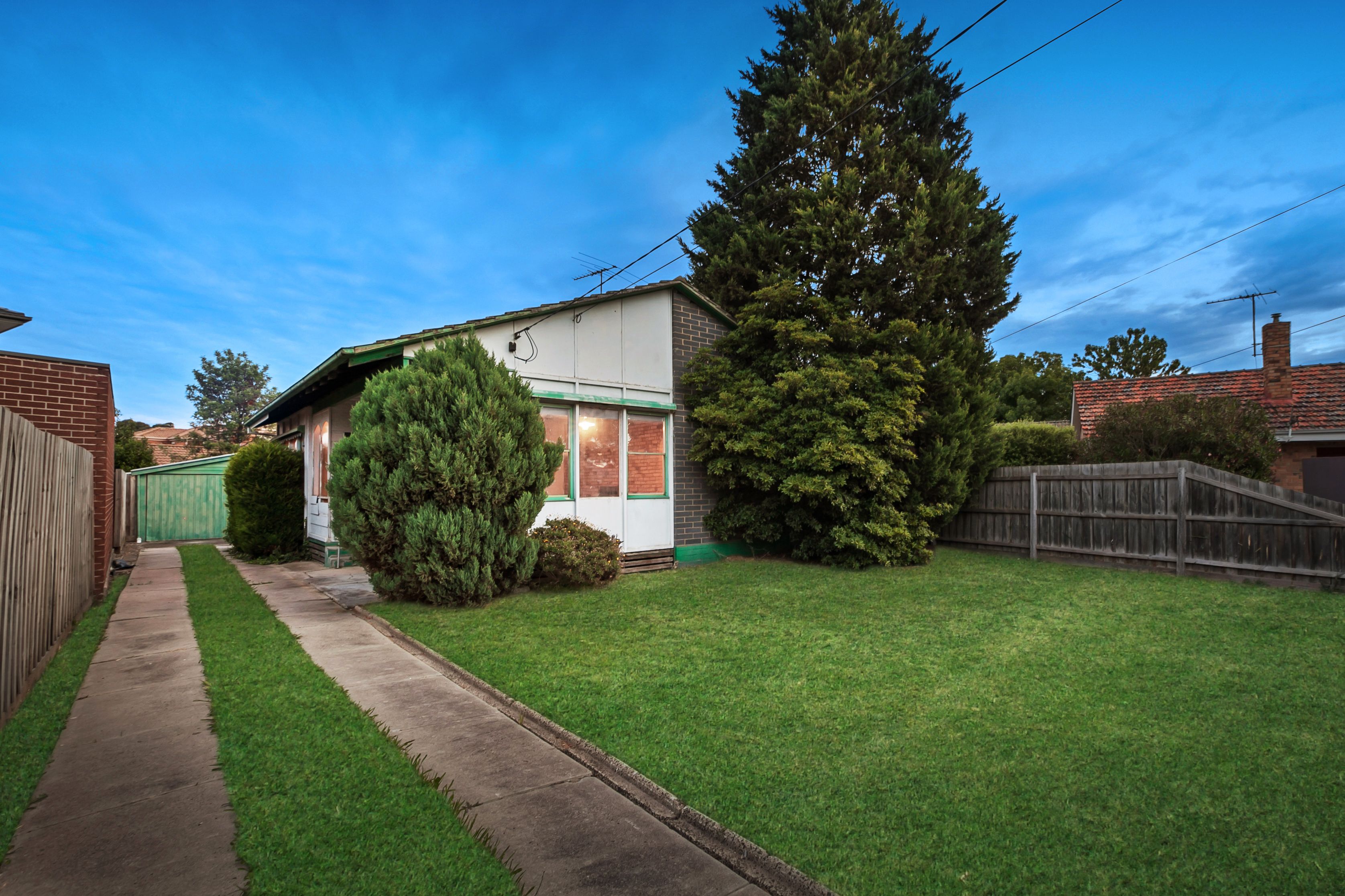4 Mattea Court, Reservoir VIC 3073