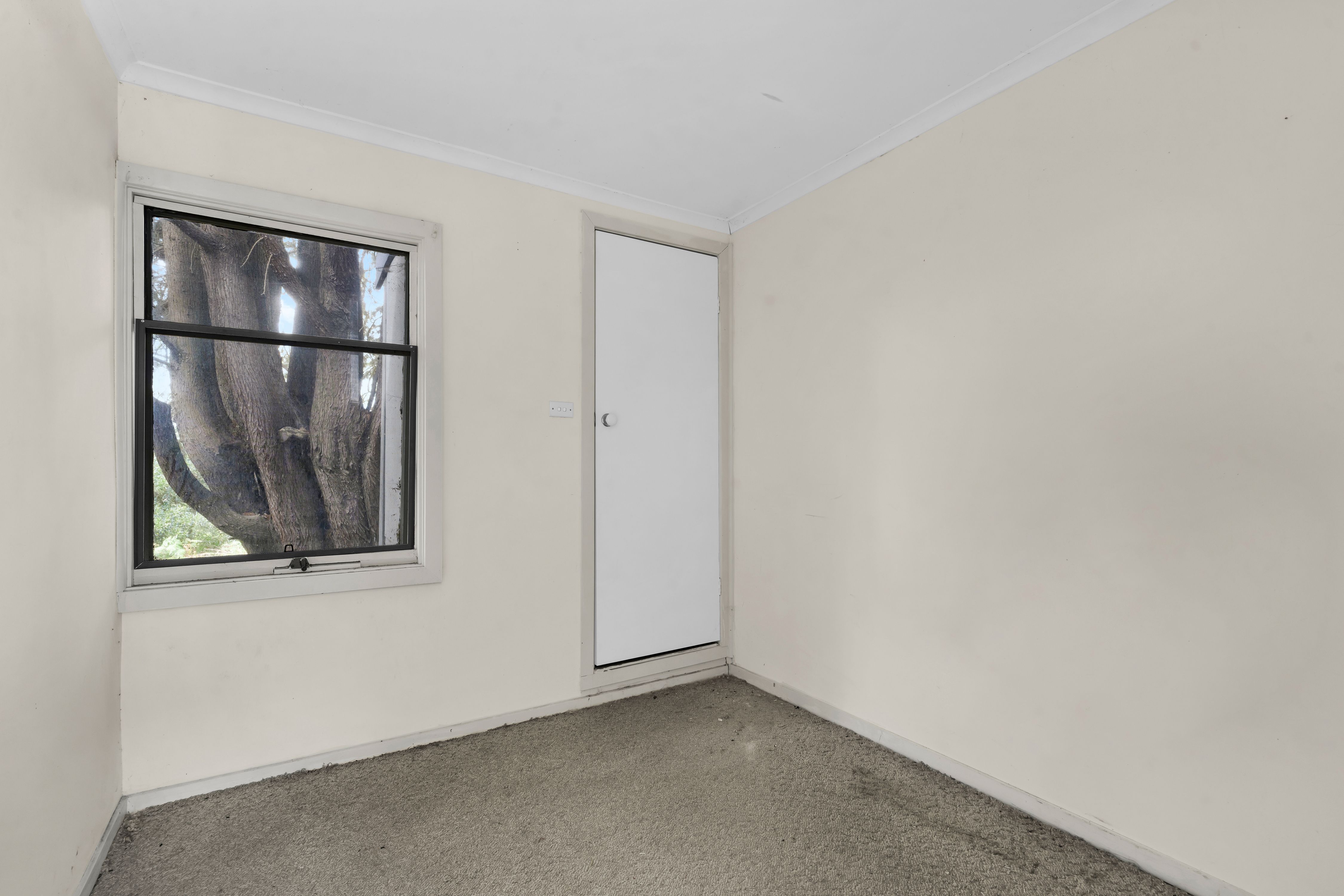 705 Robinsons Road — photo 14 of 24