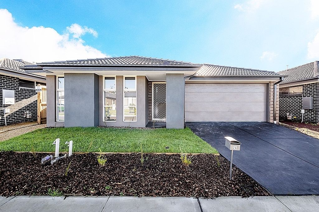 24 Millicent Parade, Officer, VIC 3809