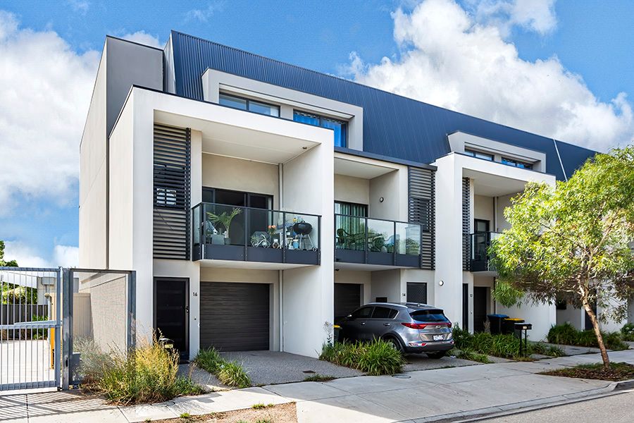 16 Tribeca Drive, Point Cook VIC 3030