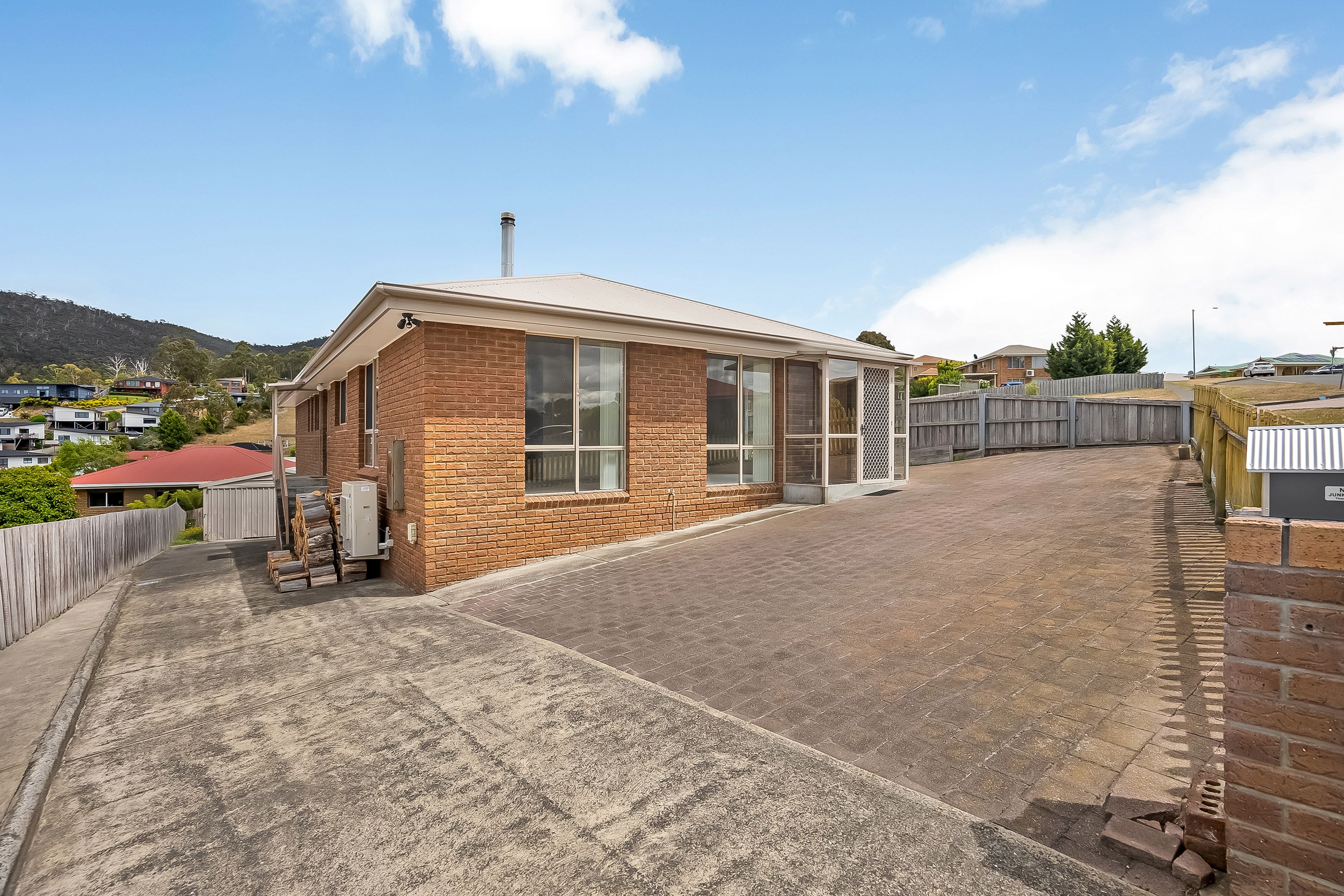 77 Branscombe Road, Claremont TAS 7011