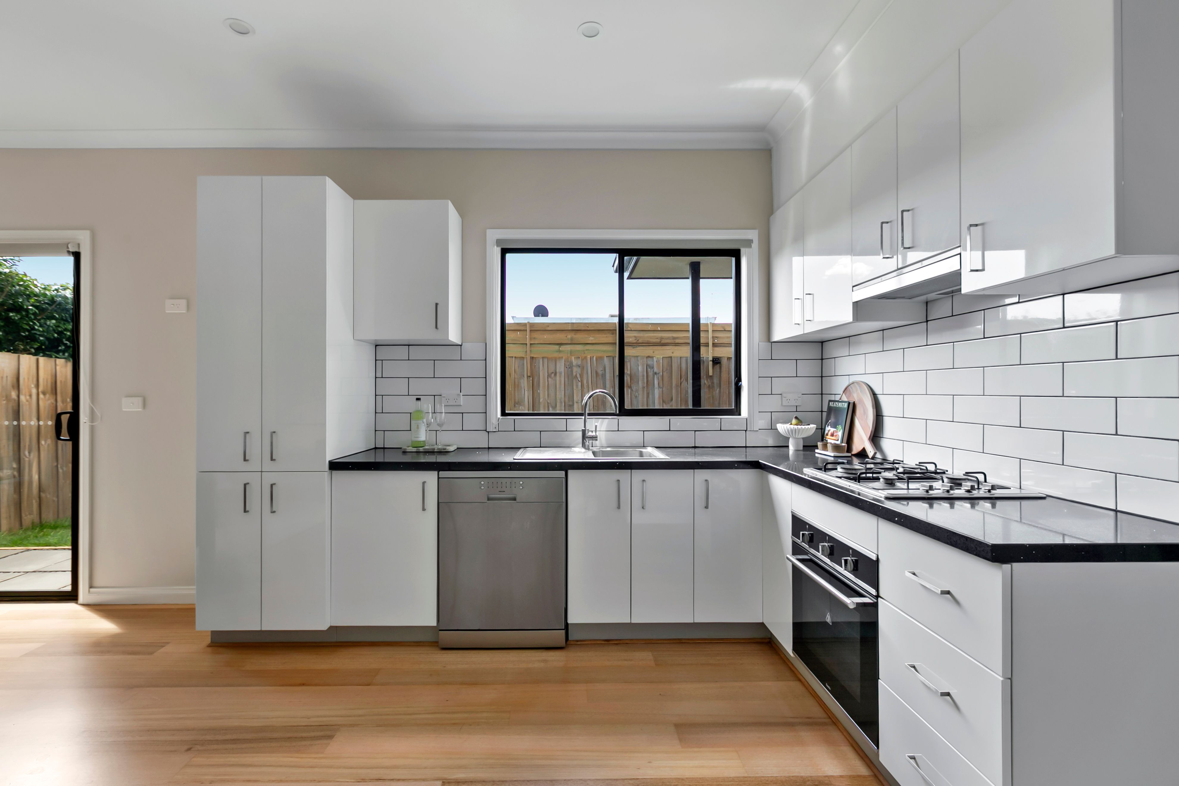 5/136 Wood Street — photo 5 of 12