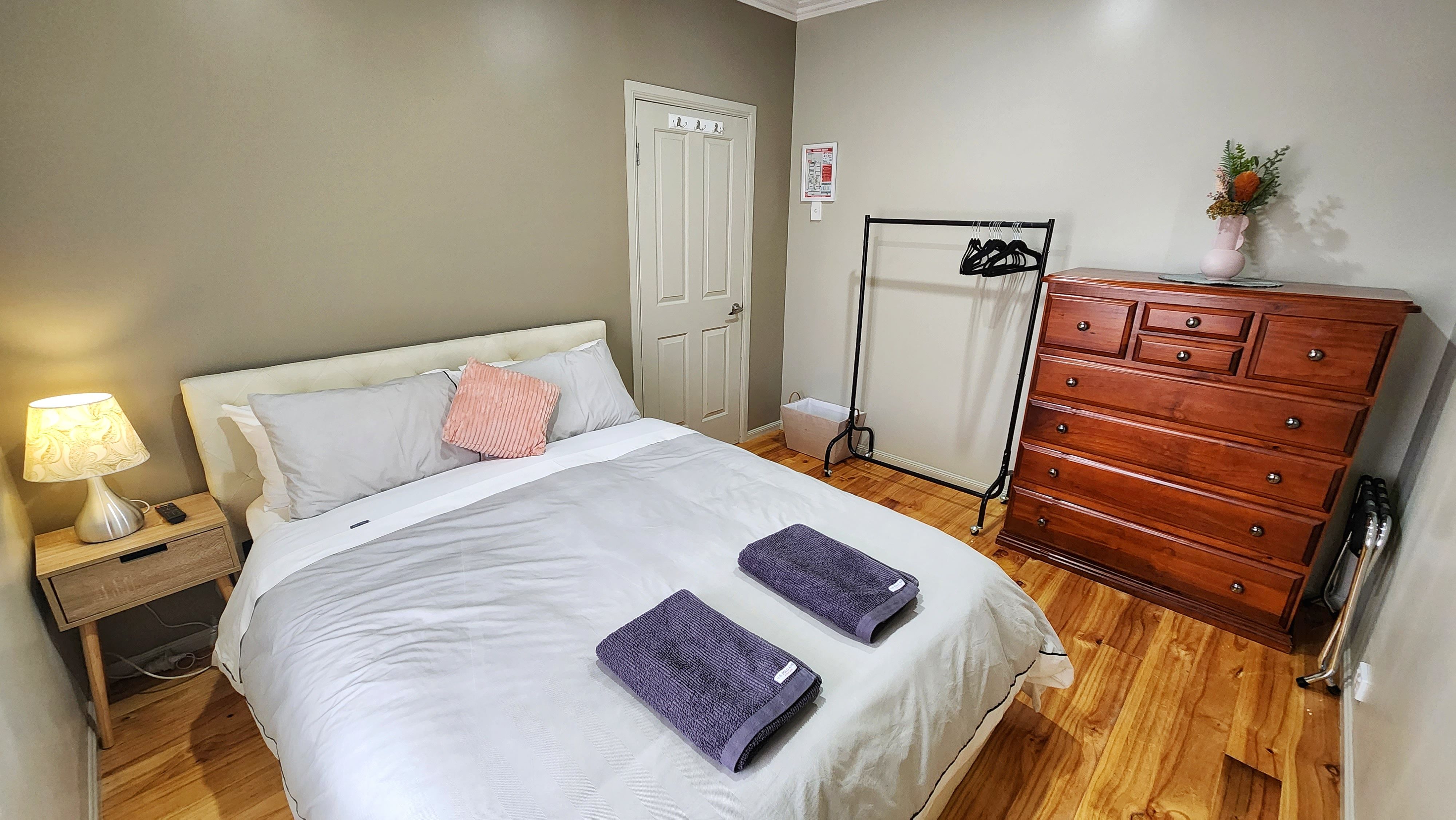 253 Mica Street — photo 8 of 15