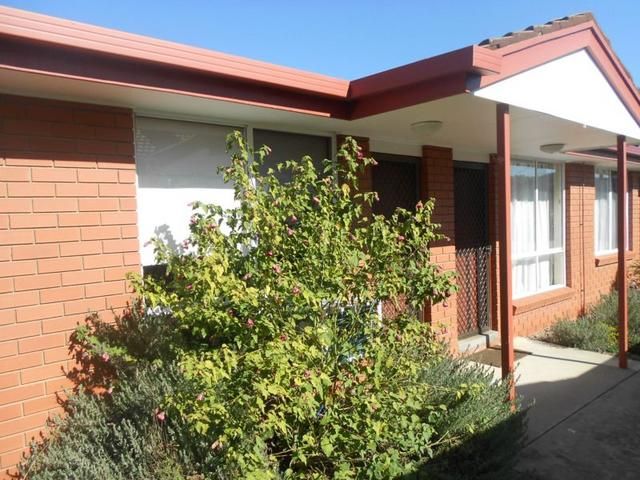 2/614 Hague Street, Lavington, NSW 2641