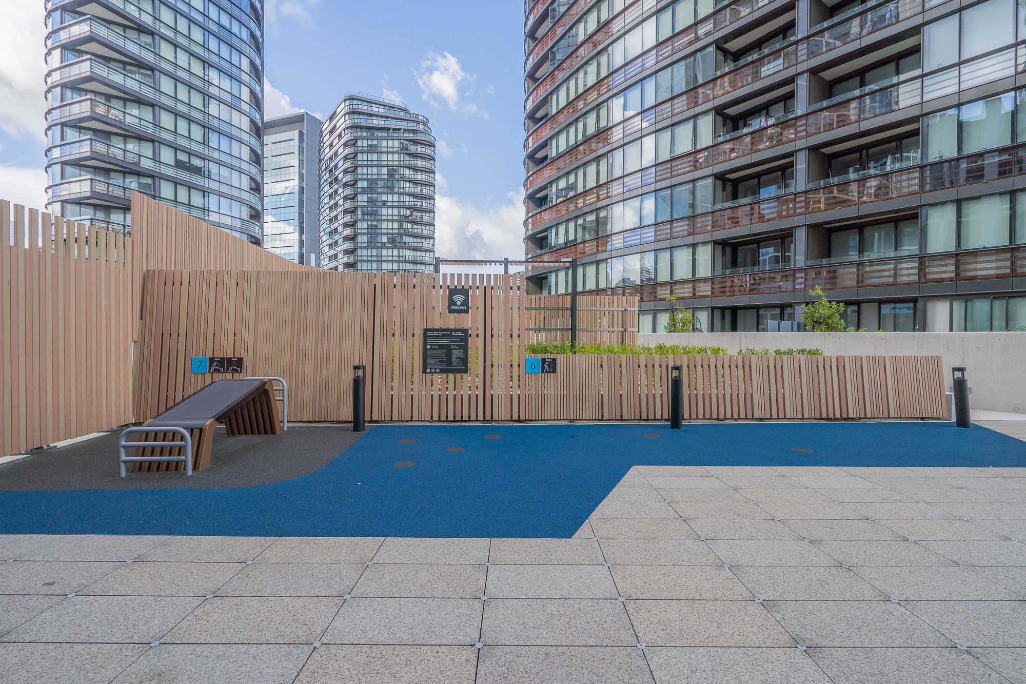 1311N/889 Collins Street — photo 19 of 21