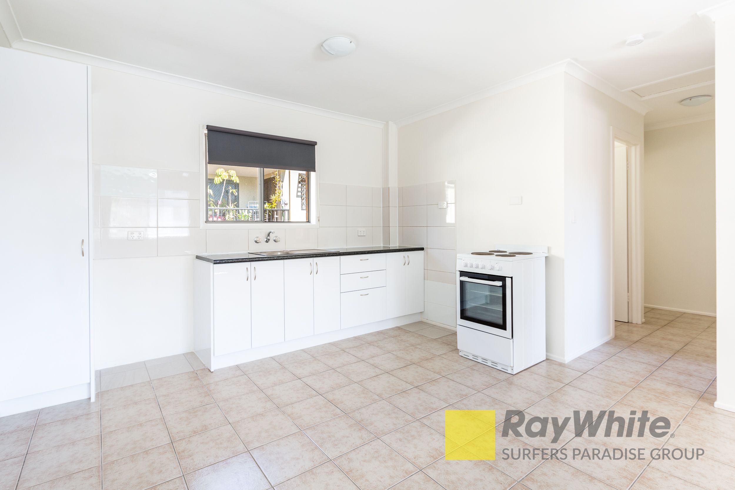 8/28 Bath Street, Labrador, QLD 4215