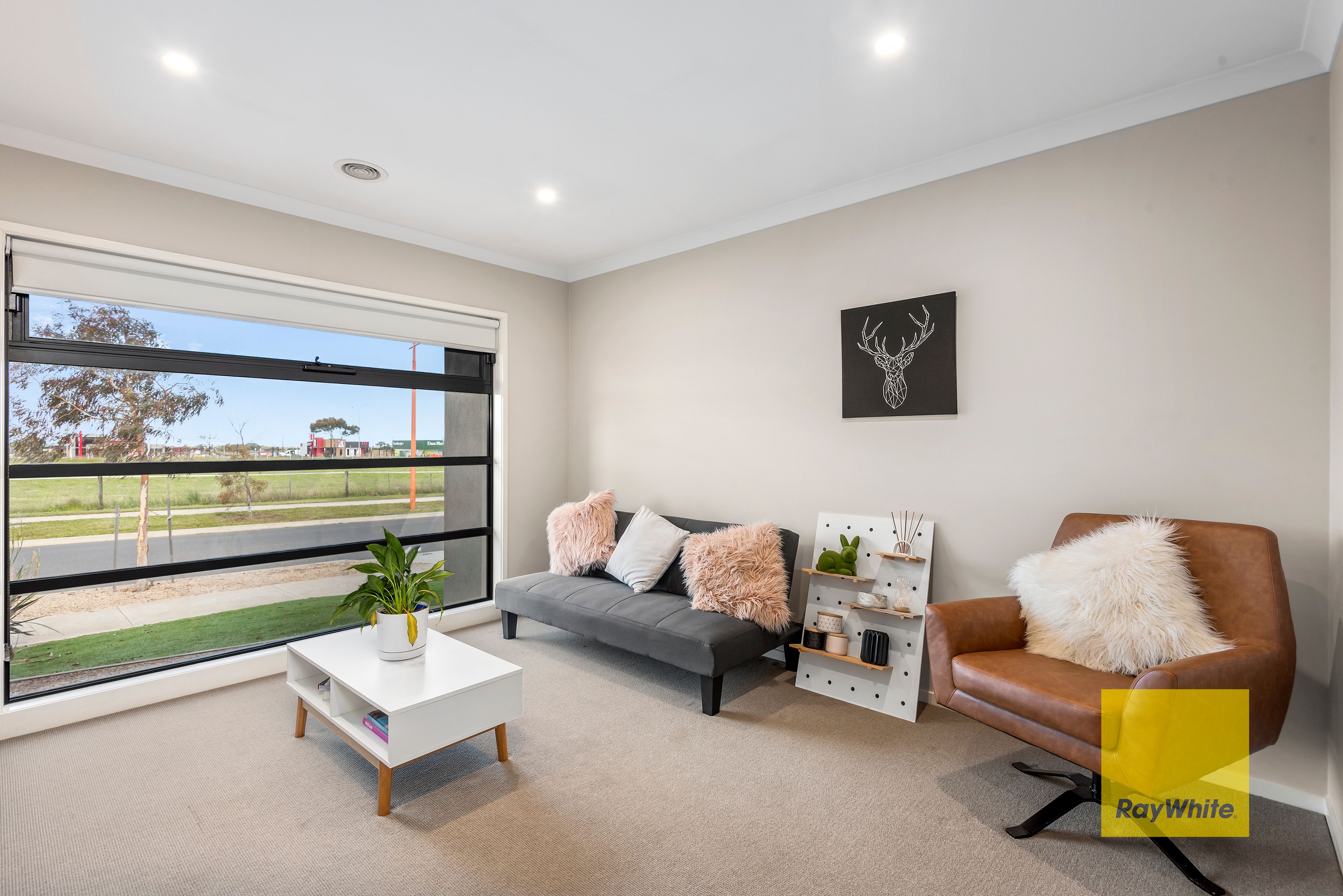 15 Compass Way, MOUNT DUNEED, VIC 3217