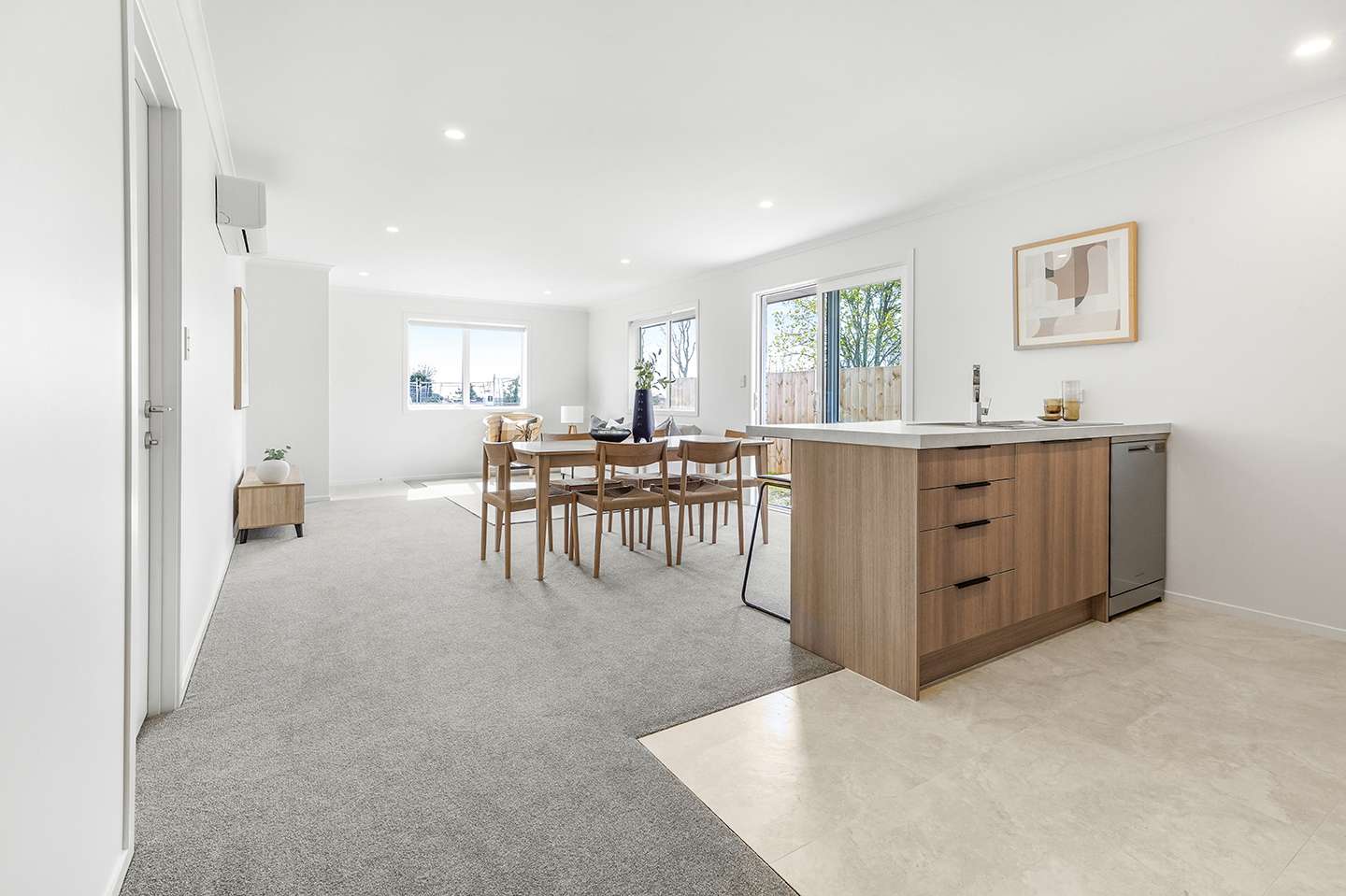6 Vicarage Lane photo 5