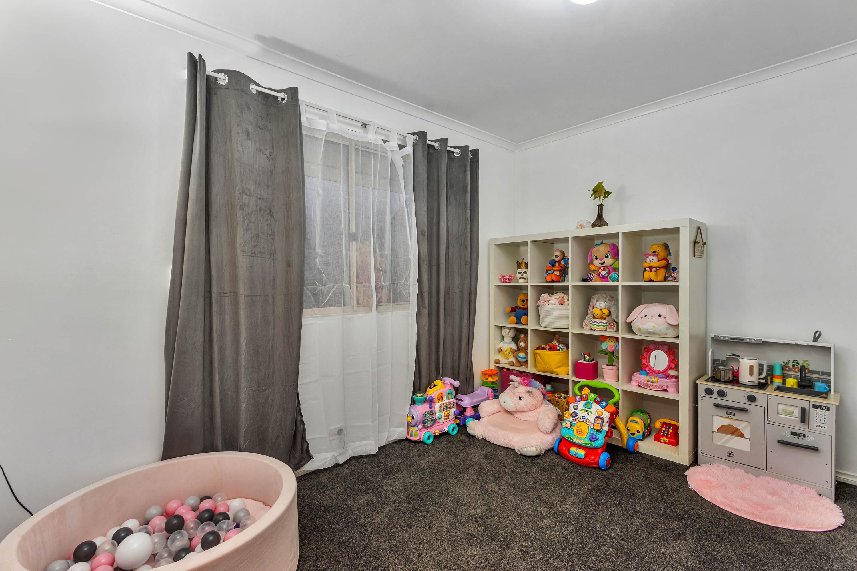 30 Anthony Drive — photo 13 of 16
