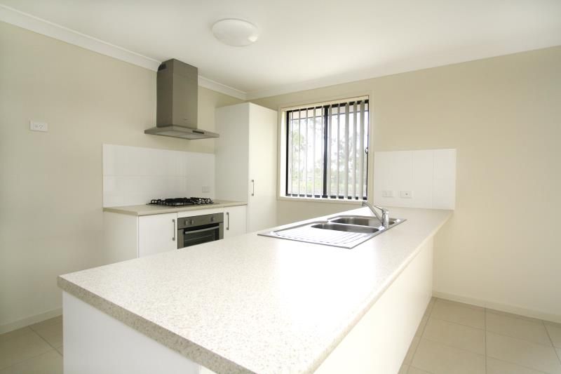 2 Bulmer Street, Bellbird Park, QLD 4300