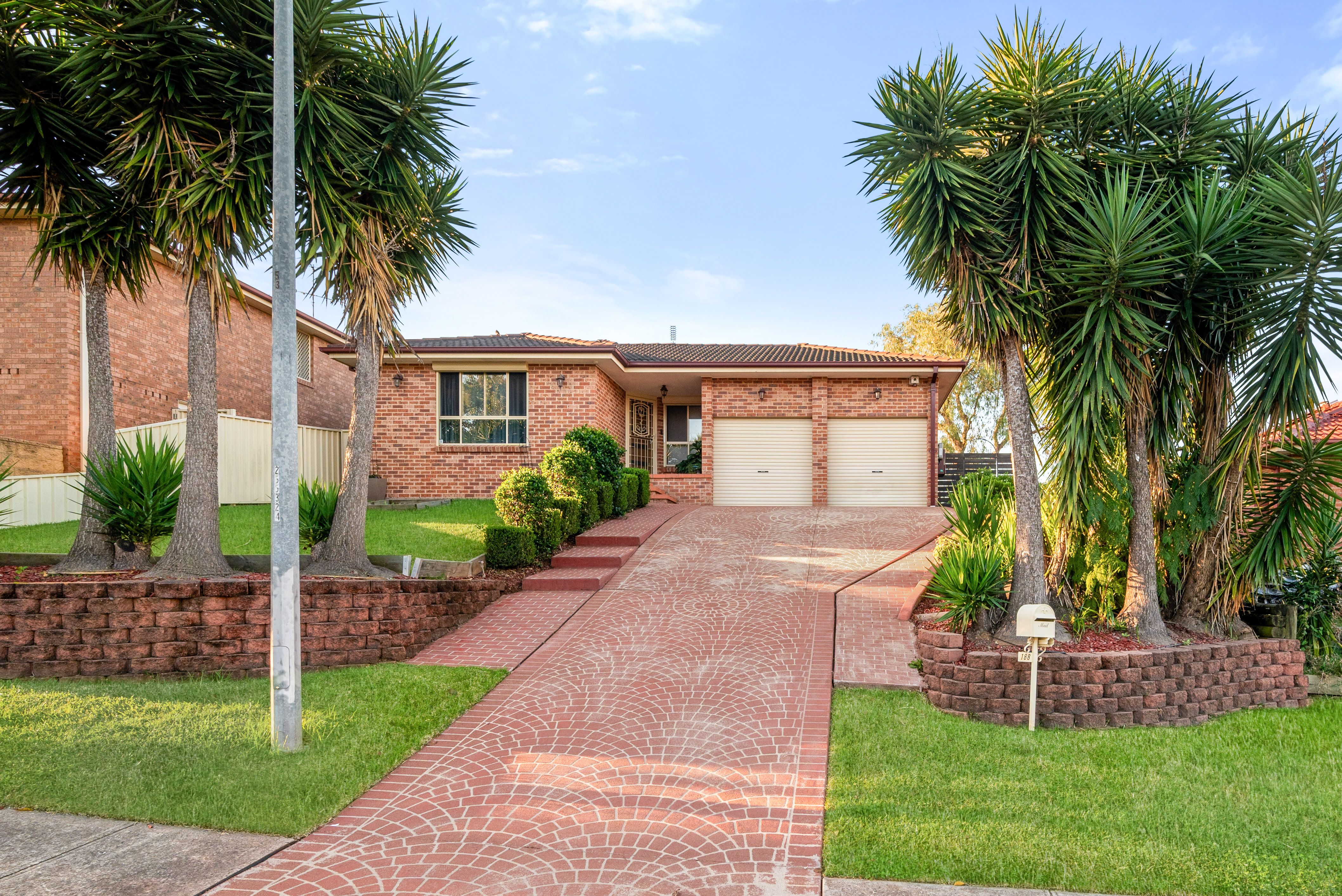 188 Welling Drive, Mount Annan NSW 2567